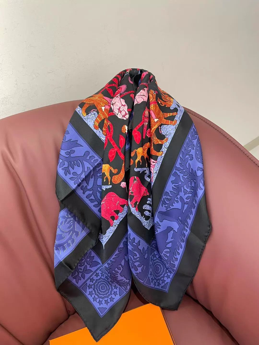 Hermes Hermès Once Upon a Time in America 90x90 Scarf Unused Size ONE SIZE - 5 Thumbnail