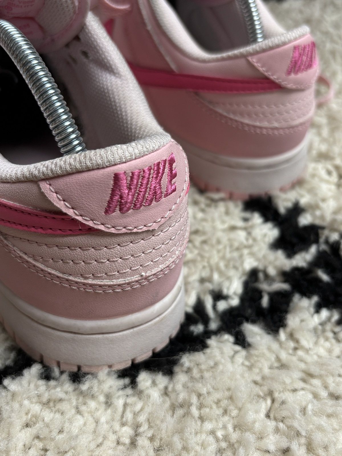 Nike Nike Dunk Triple Pink Low Sneakers Rare Size US 7.5 / IT 37.5 - 6 Thumbnail