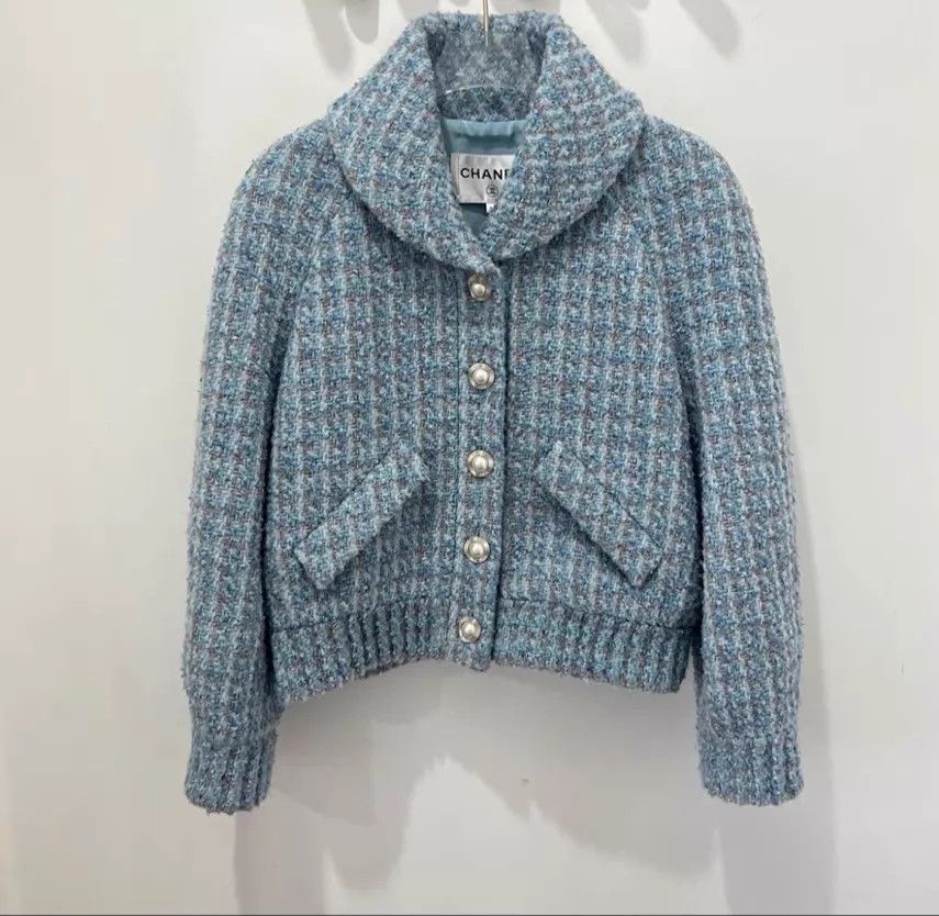 Chanel Chanel jacket with buttoned bag Size S / US 4 / IT 40 - 1 Thumbnail