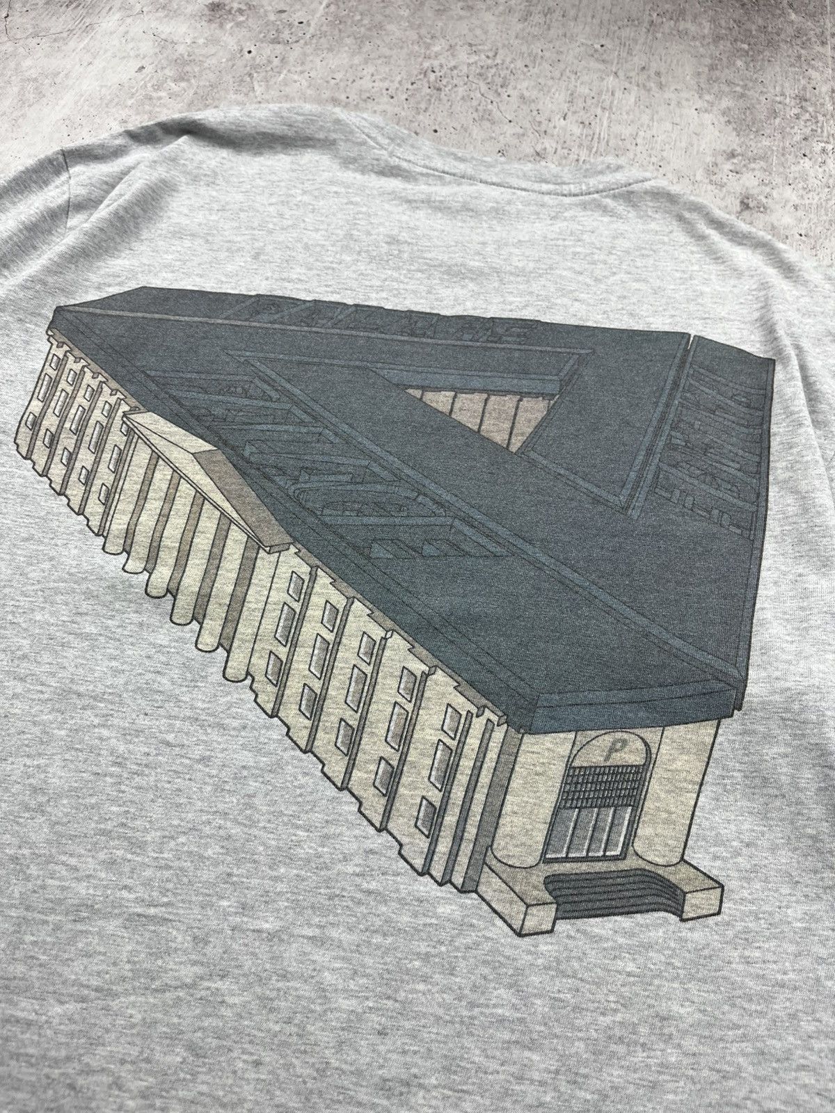 Palace Palace Palazzo Long Sleeve Grey Size US L / EU 52-54 / 3 - 9 Thumbnail
