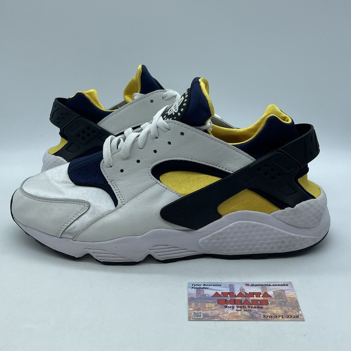 Air huarache Michigan