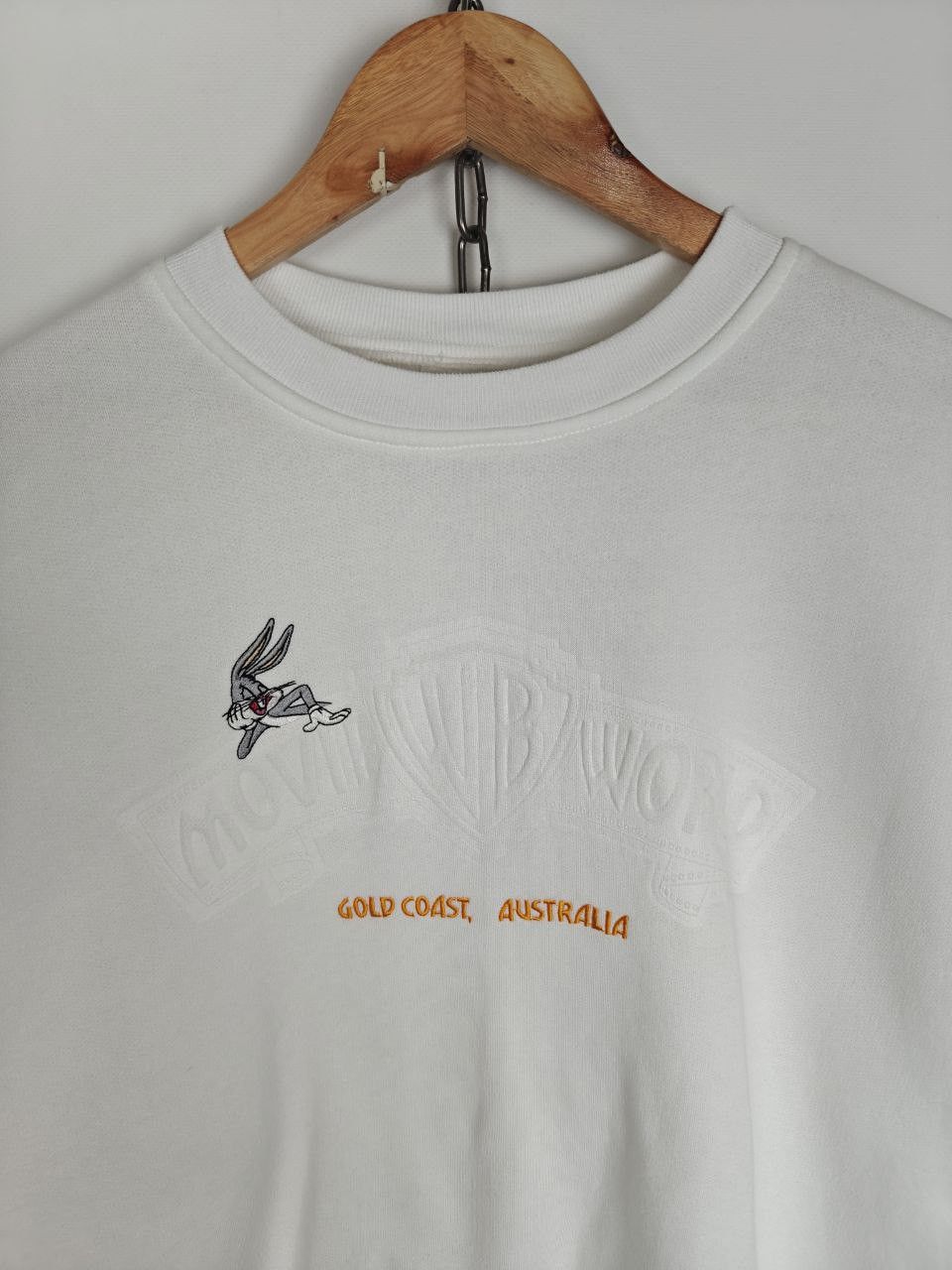 Warner Bros Warner Bros Sweatshirt VTG 1992 Bugs Bunny Gold Coast L Size US L / EU 52-54 / 3 - 2 Thumbnail