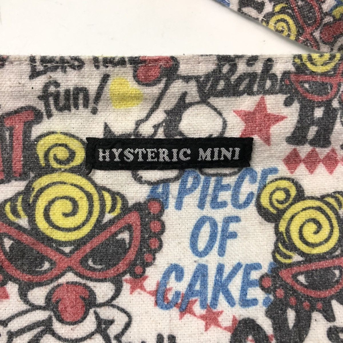 Hysteric Glamour ‼️YES‼️ HYSTERIC MINI FULL PRINT CROSSBODY SLING BAG Size ONE SIZE - 4 Thumbnail