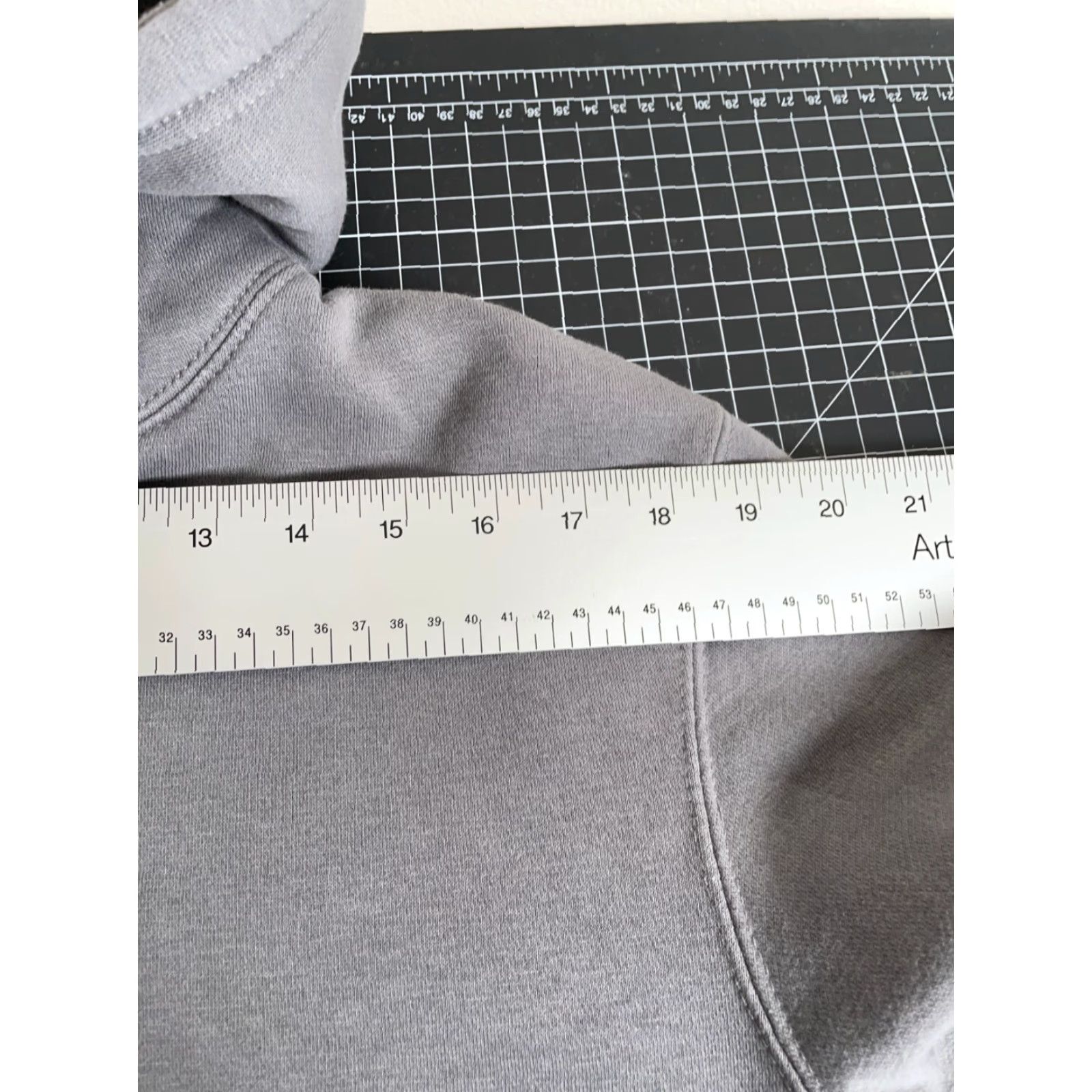 Vintage Nelk Boys Embroidered Hoodie Adult Medium Gray Sweatshirt Drawstring Pocket Size US M / EU 48-50 / 2 - 7 Thumbnail