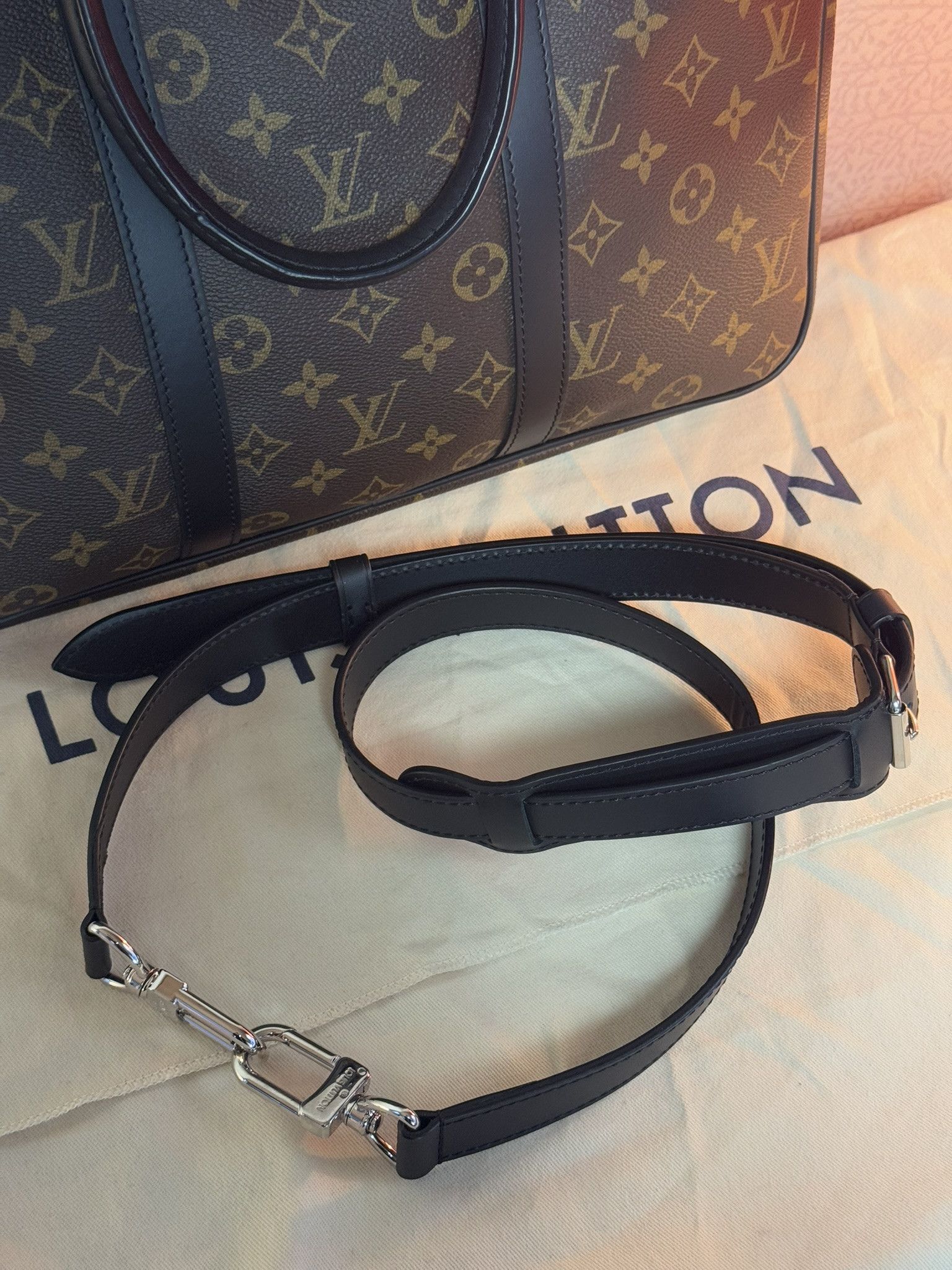 Louis Vuitton Louis Vuitton Porte Documents Voyage PM Monogram M52005 Size ONE SIZE - 9 Thumbnail