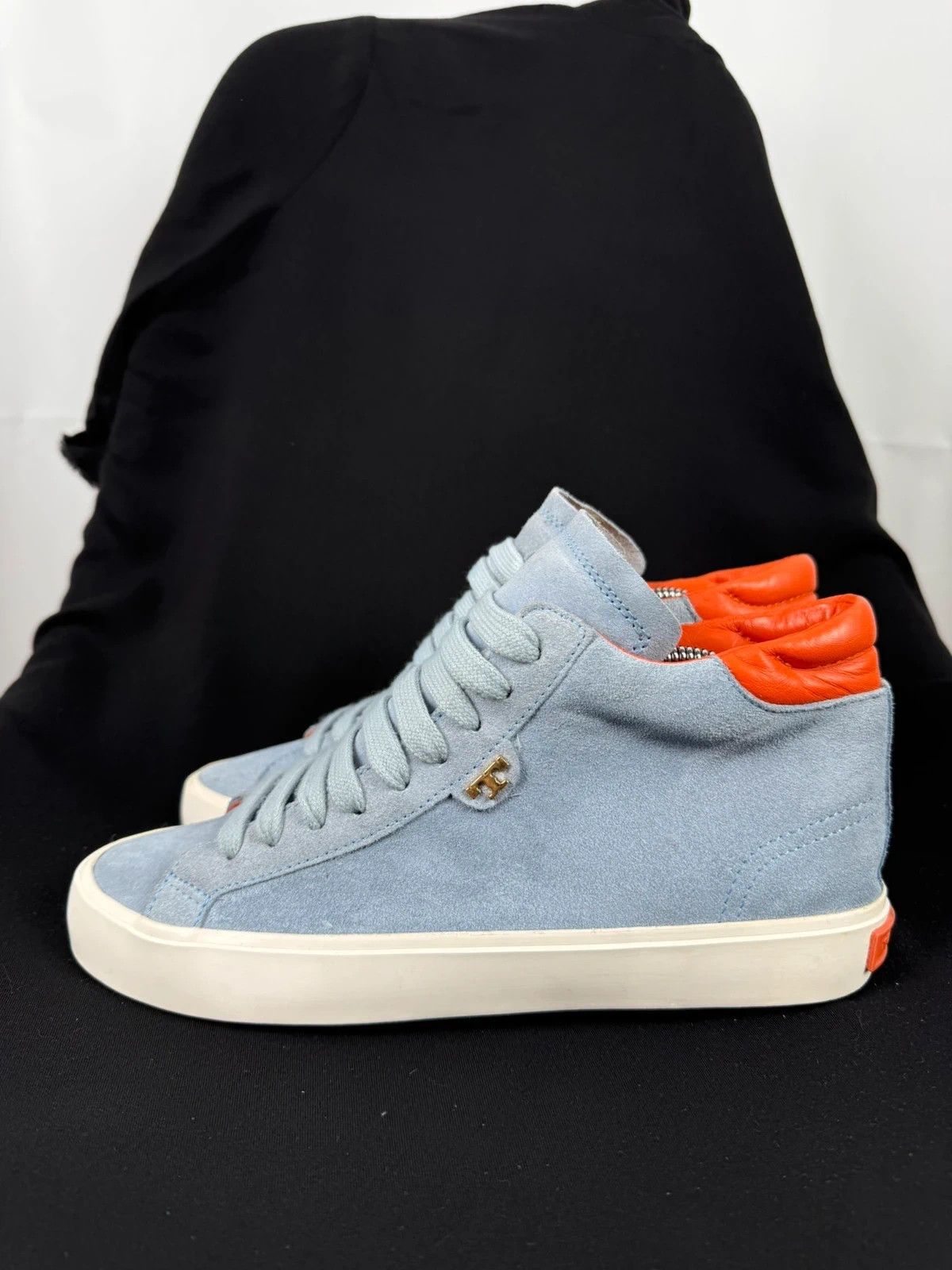 Tory Burch Tory Burch Hi-Top Suede Sneakers size 7 Size US 7 / IT 37 - 3 Thumbnail