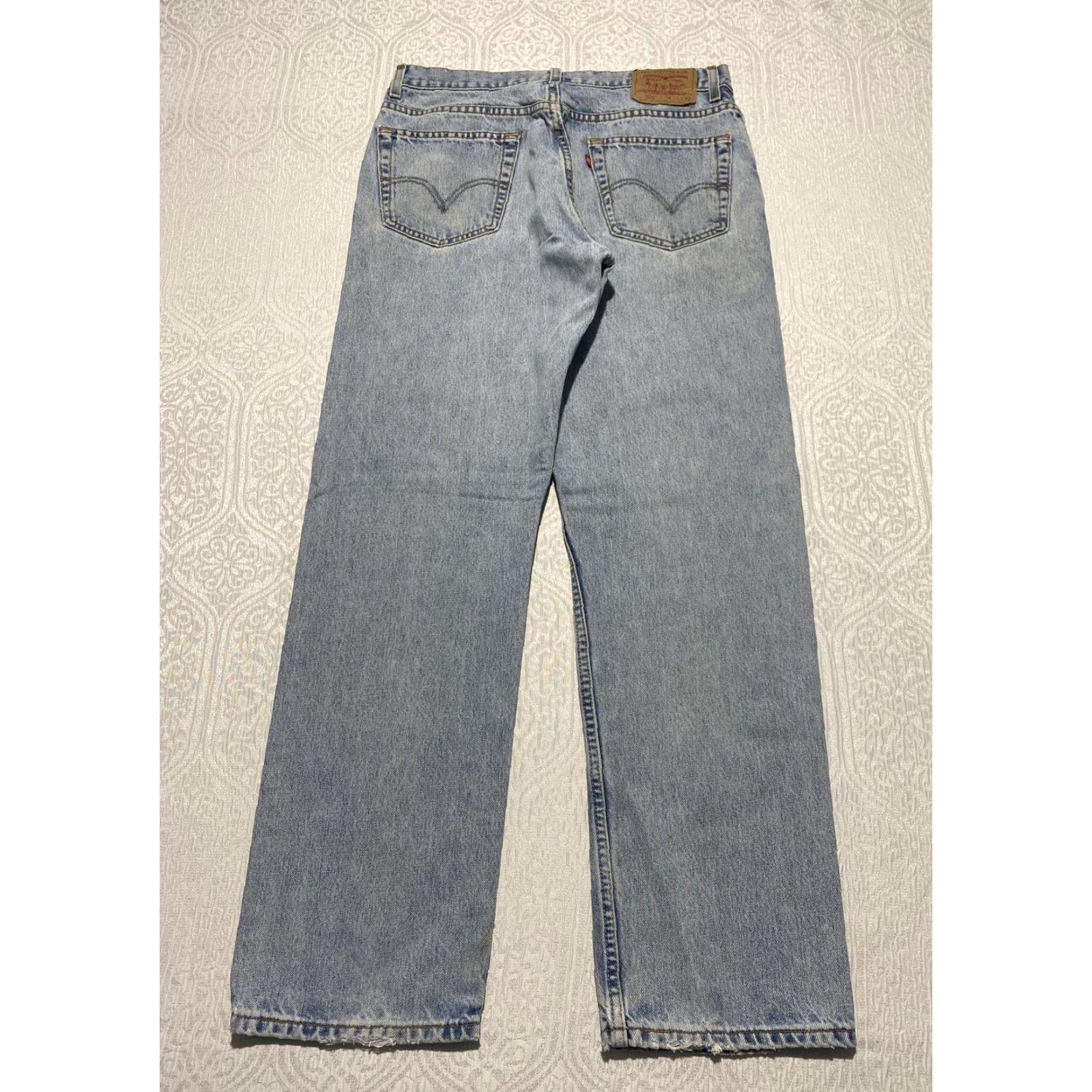 Levi's VINTAGE Levi's 505 Jeans Mens 34x32 Light Wash Blue Regular Fit Straight Leg Denim 5-Pocket Size US 34 / EU 50 - 6 Thumbnail