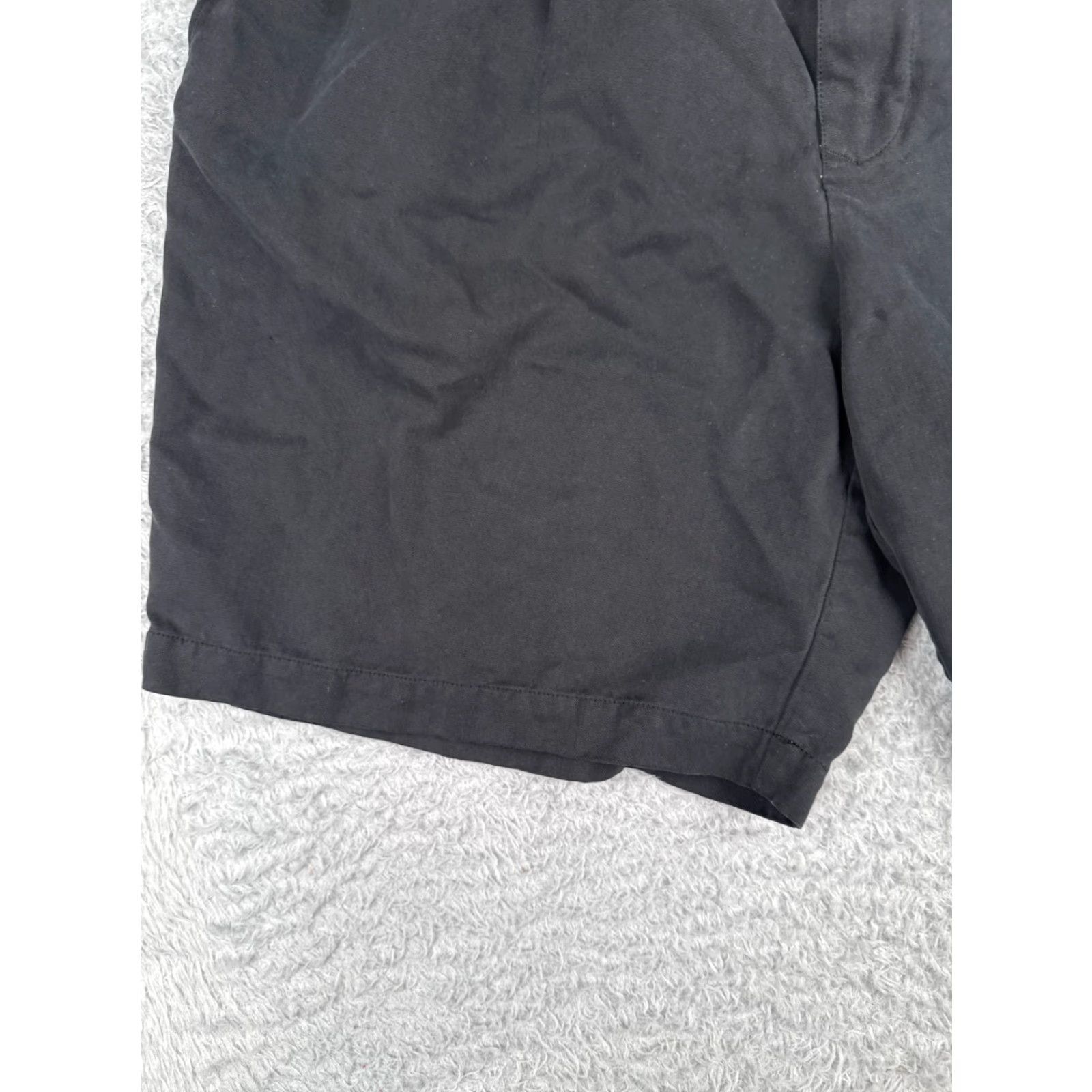 Tommy Bahama VINTAGE Tommy Bahama Bermuda Shorts Men 36 Black Silk Pleated Beach 9in Inseam Adult Regular Mens Size US 36 / EU 52 - 3 Thumbnail