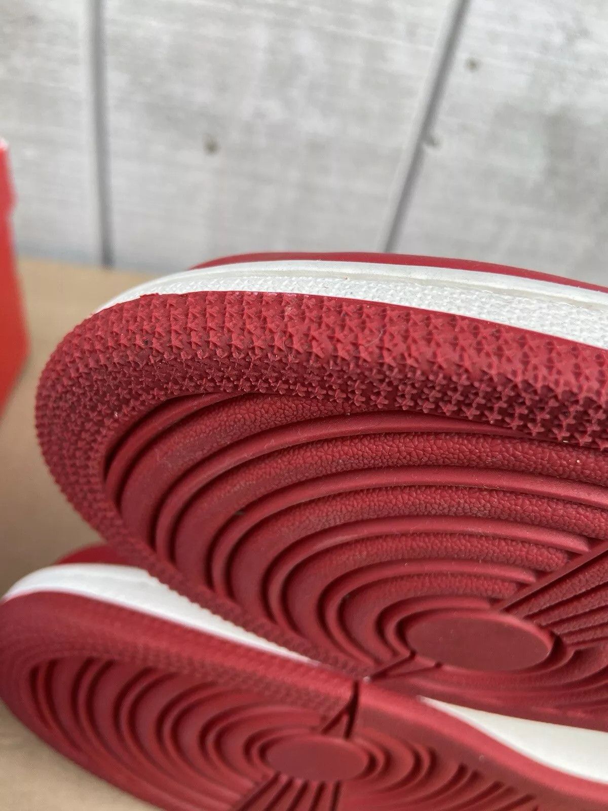 Nike Jordan 1 High Varsity Red Chenille DJ4891-061 Women 12/10.5M Size US 12 / IT 42 - 9 Thumbnail