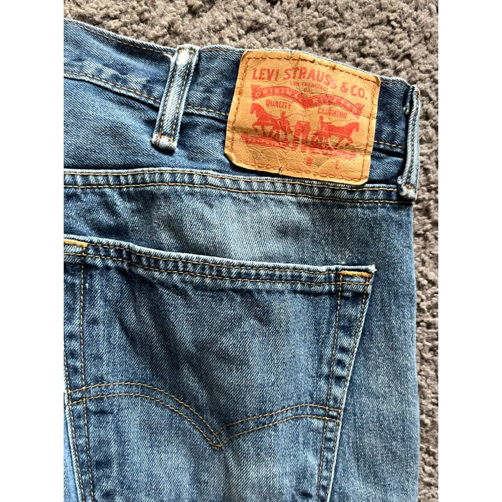 Levi's Levi's 559 Relaxed Fit Jeans Straight Leg Medium Wash Denim Blue 40x30 Mens Regular Modern Vintage: No (Note: Vintage: No) Size US 40 / EU 56 - 3 Thumbnail