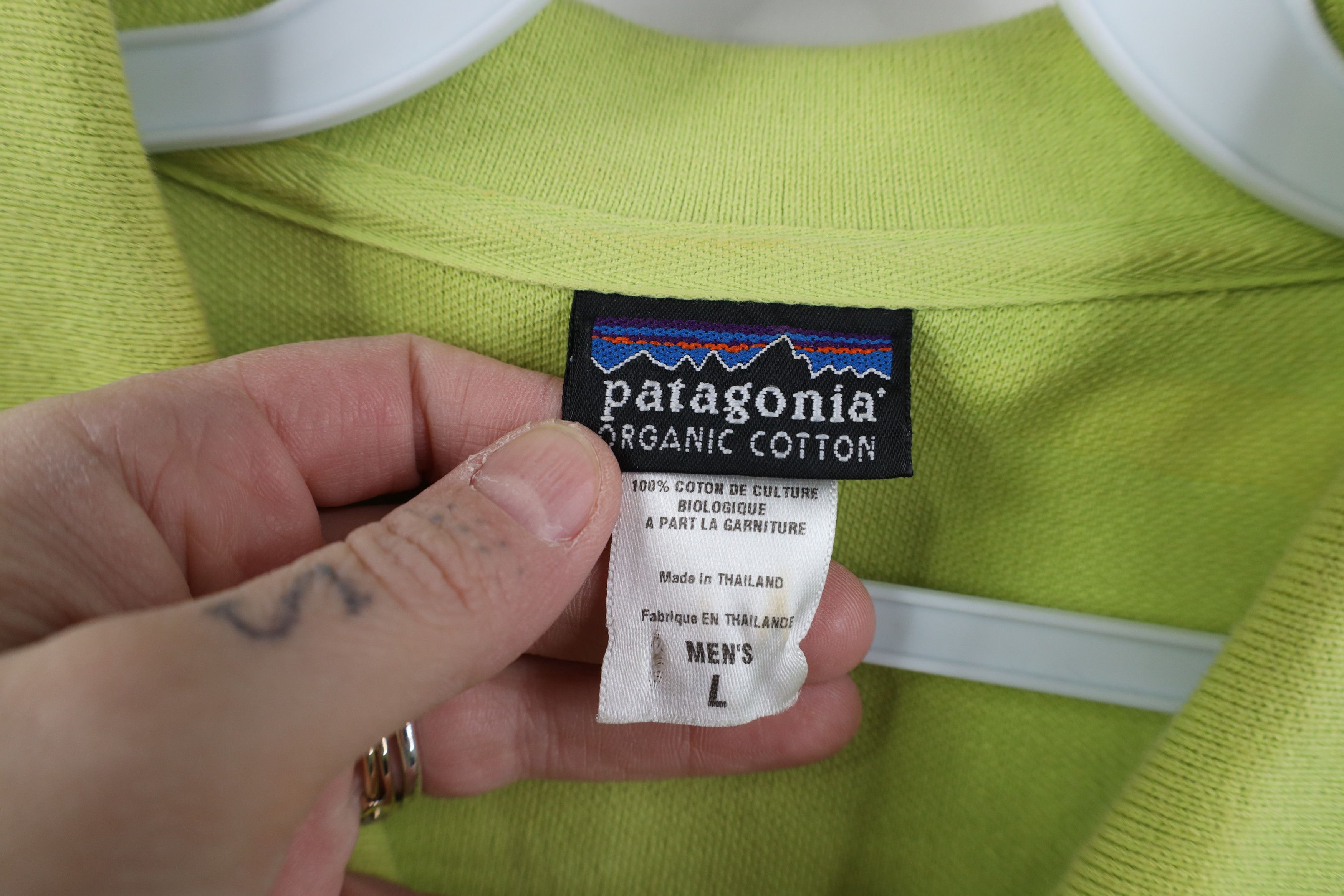 Patagonia Vintage Y2K Patagonia Organic Cotton Faded Spell Out Polo Size US L / EU 52-54 / 3 - 14 Thumbnail