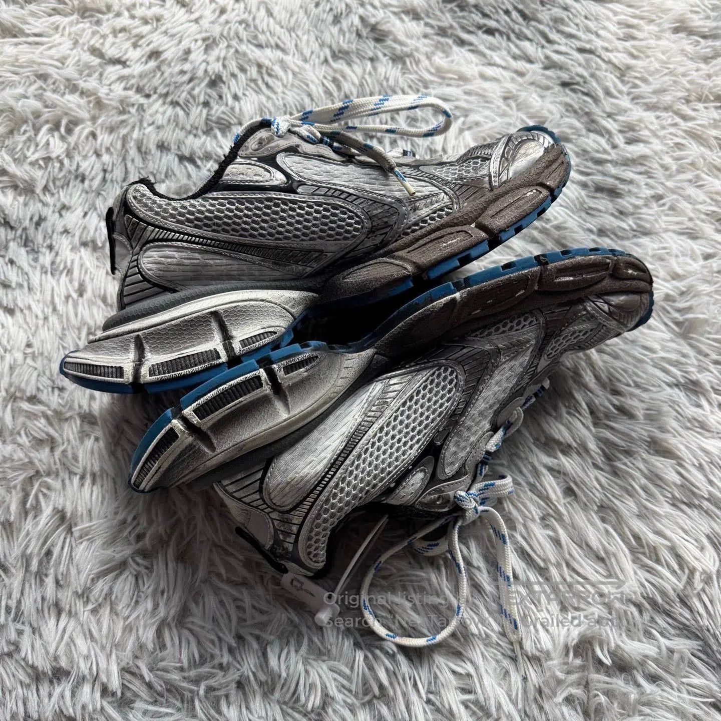 Balenciaga balenciaga vic limited edition blue sneakers. Size US 9 / EU 42 - 4 Thumbnail