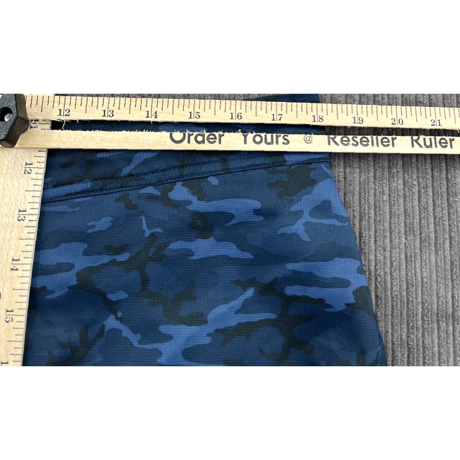 Vintage Mack Weldon Men Board Shorts Regular 36 Blue Camo Beach 8' Inseam Pockets 5-Pocket Design Casual Summer Sungirl Men Size US 36 / EU 52 - 4 Thumbnail
