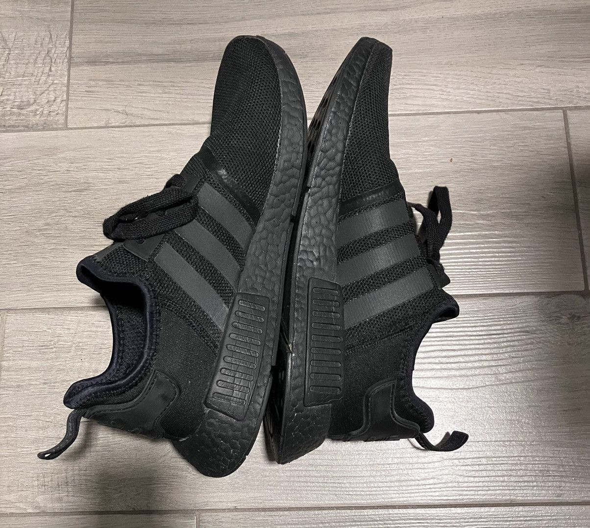 Adidas Adidas NMD R1 Triple Black Size US 9.5 / EU 42-43 - 2 Thumbnail