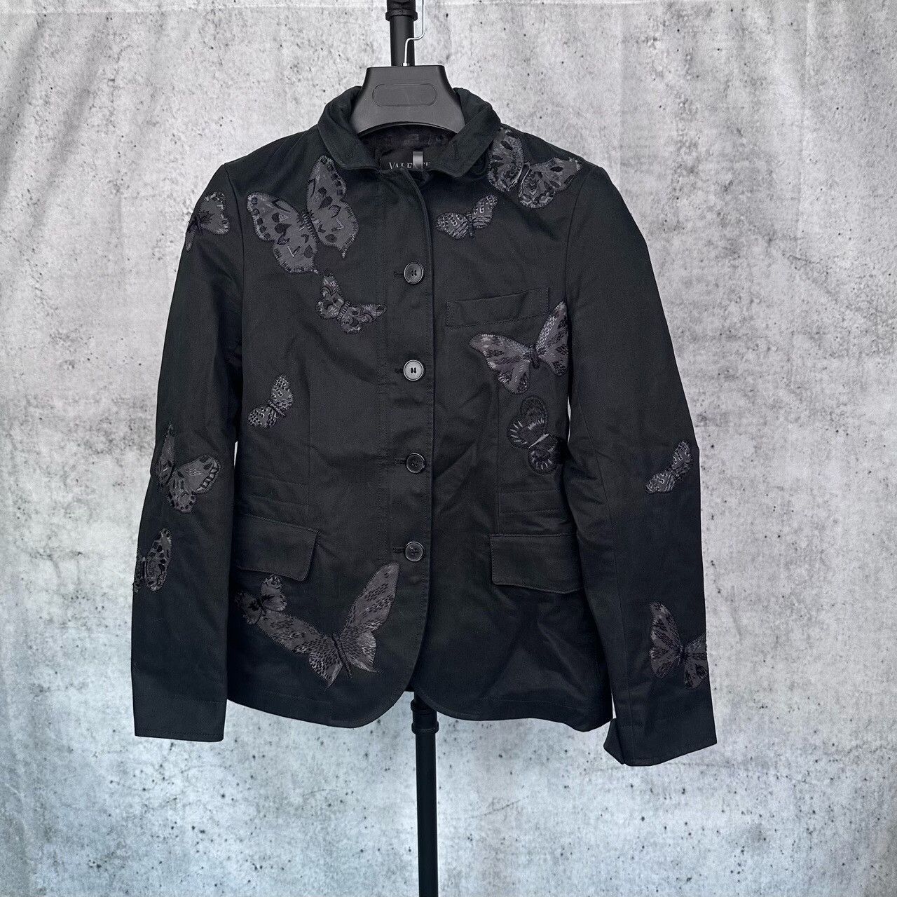 Valentino Valentino Embroidered Black Light Jacket xs Men Size US XS / EU 42 / 0 - 1 Thumbnail