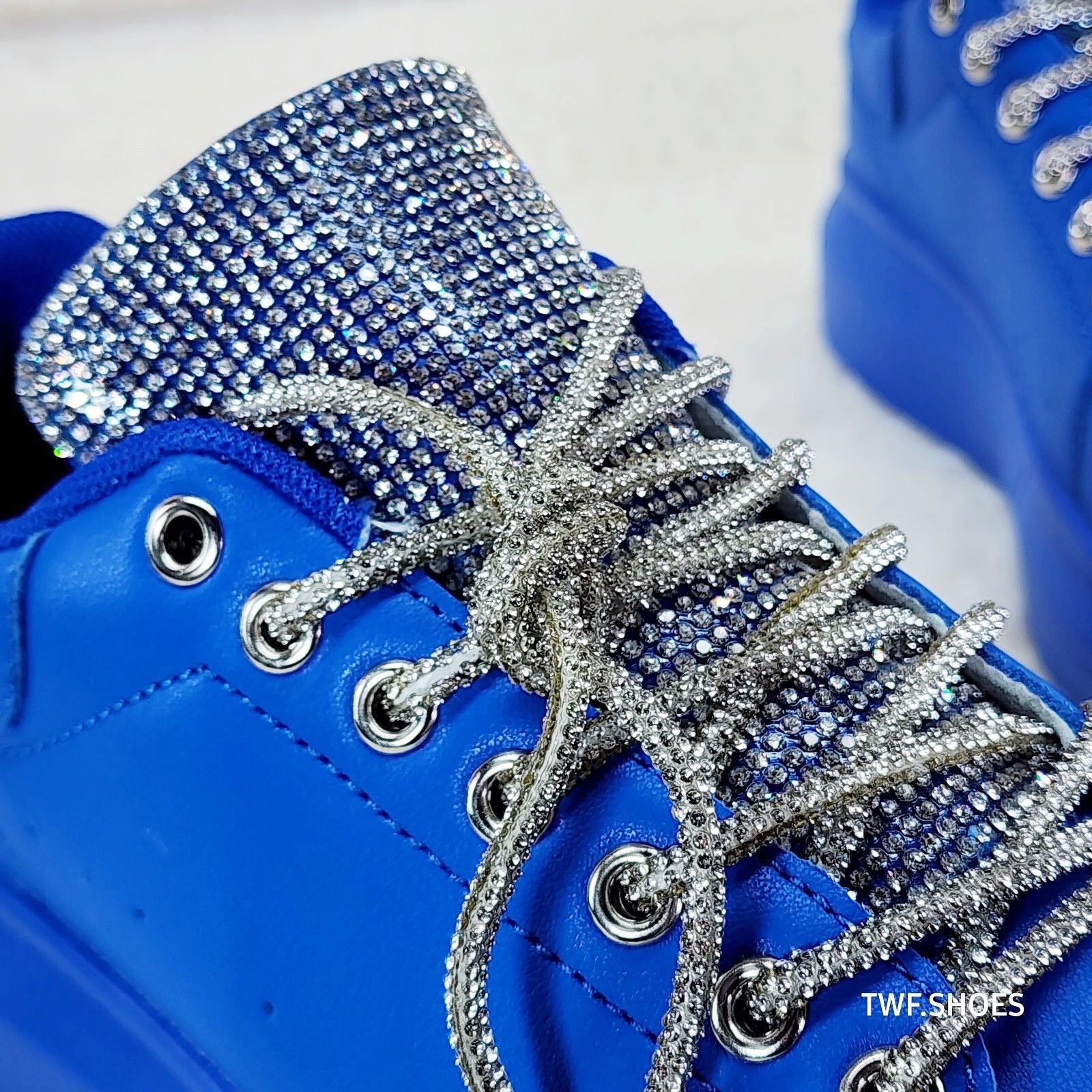 Other Comfy Cush 4 Brilliant Blue Rhinestone Fashion Sneakers Tenn Size US 7 / IT 37 - 2 Thumbnail