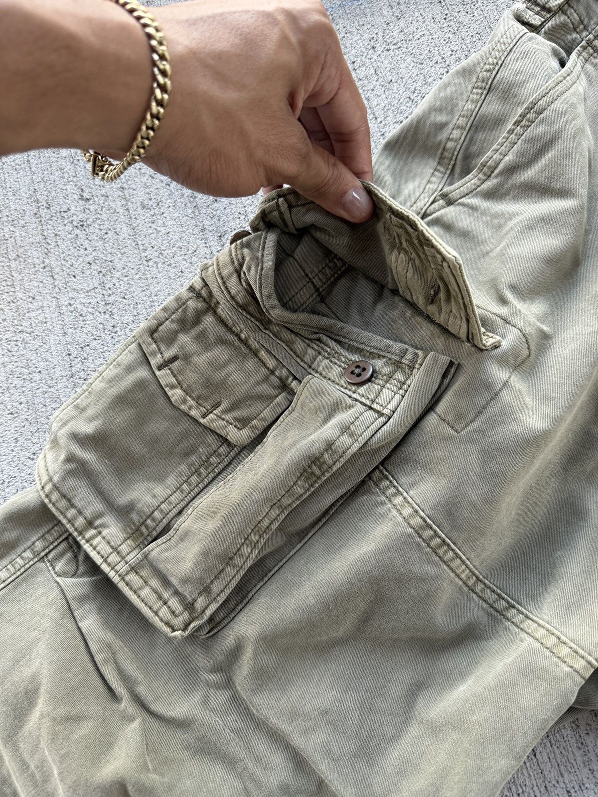 Abercrombie & Fitch Military tan quality cargo pant Size US 34 / EU 50 - 4 Thumbnail