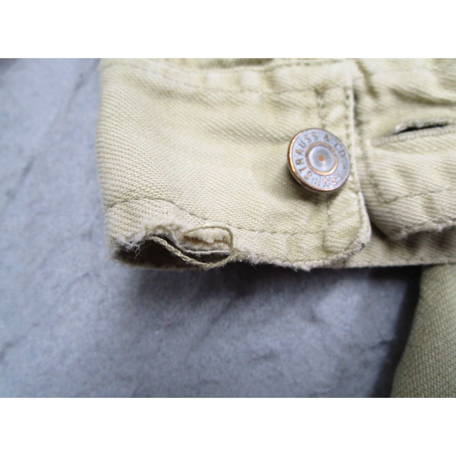 Levi's Levis Mens Large Green Denim Button Up Workwear Shirt Long Sleeve Size US L / EU 52-54 / 3 - 5 Thumbnail