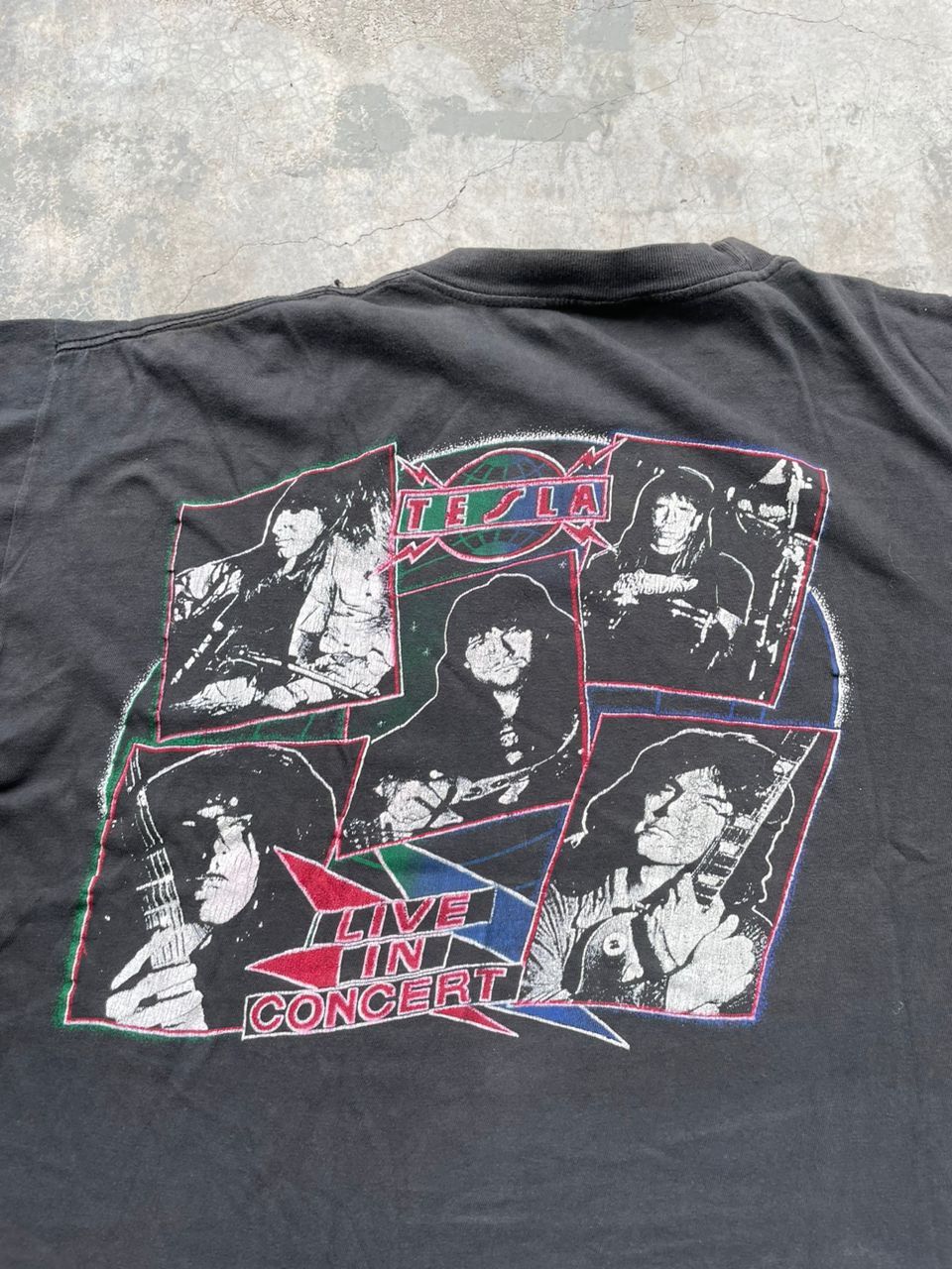 Band Tees Vintage 90s Tesla On Tour Band Tees Size US XL / EU 56 / 4 - 5 Thumbnail