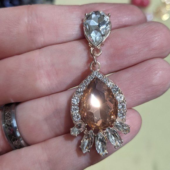 Other Elegant Glam Champagne Crystal Teardrop Earrings Size ONE SIZE - 3 Thumbnail