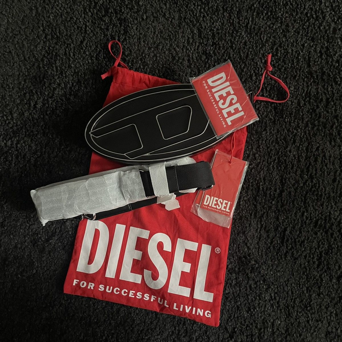 Designer × Diesel DIESEL 1DR - Pouch Small leather crossbody with logo plaque Size ONE SIZE - 1 Thumbnail