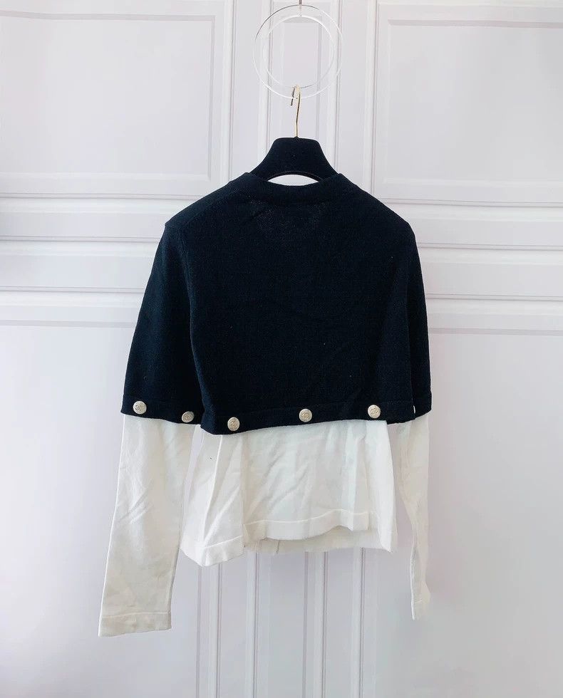 Chanel Chanel Black and white color-blocked sweater jacket Size XS / US 0-2 / IT 36-38 - 2 Thumbnail