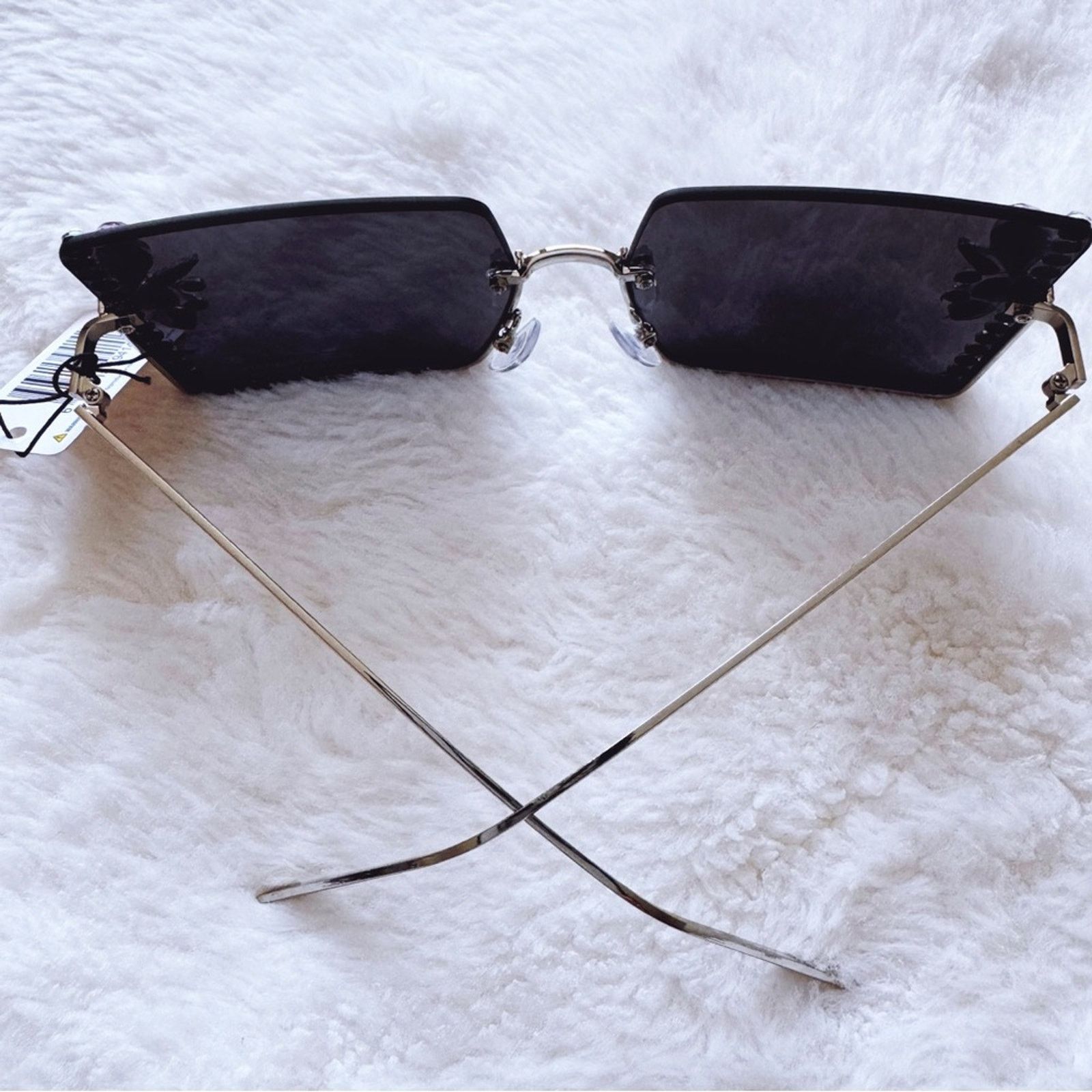 Other Nora Black w/ Silver Rims Square Sunglasses Size ONE SIZE - 11 Thumbnail