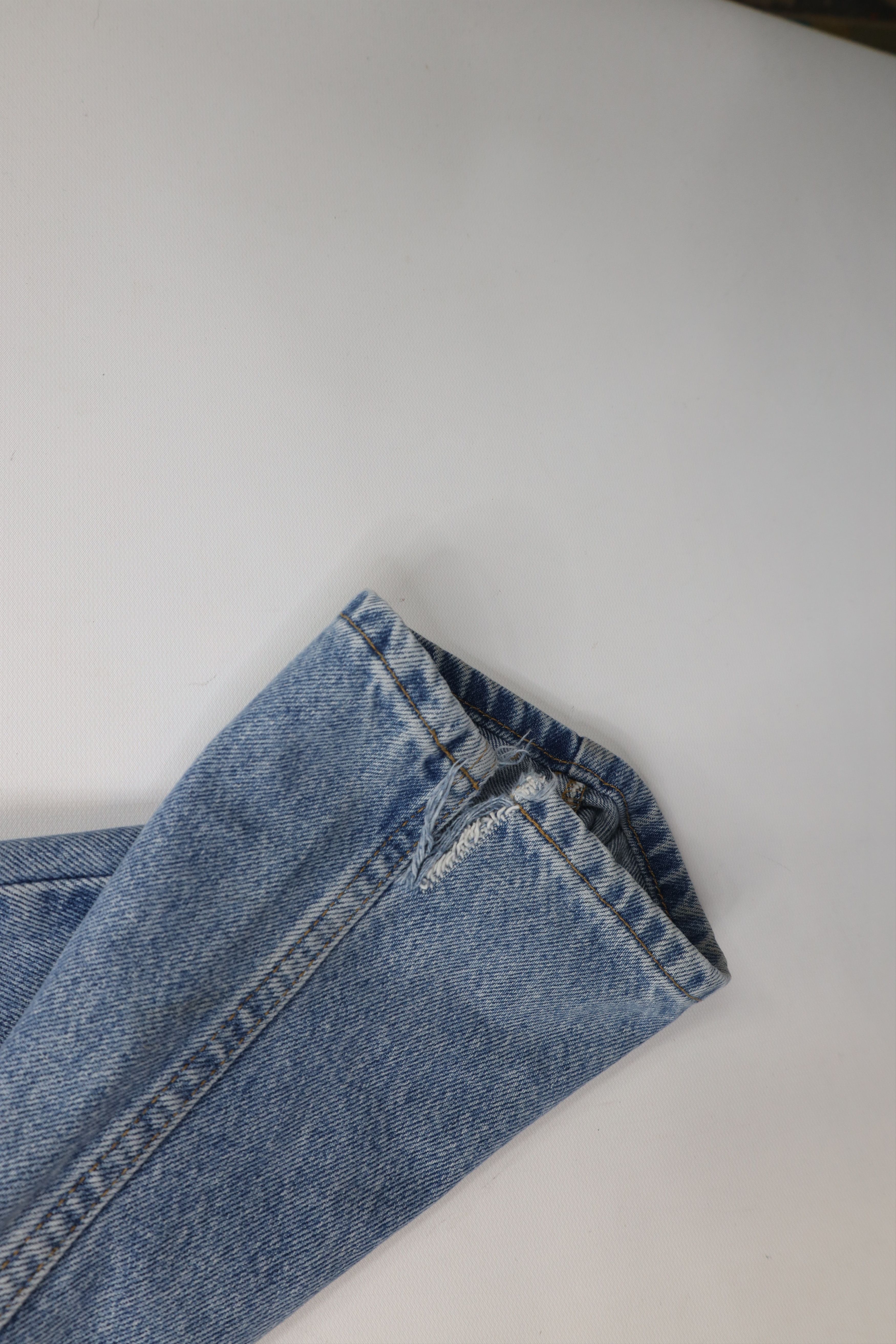 Tommy Hilfiger × Vintage Vintage 90s Tommy Hilfiger Spell Out Baggy Fit Denim Jeans Size US 32 / EU 48 - 5 Thumbnail