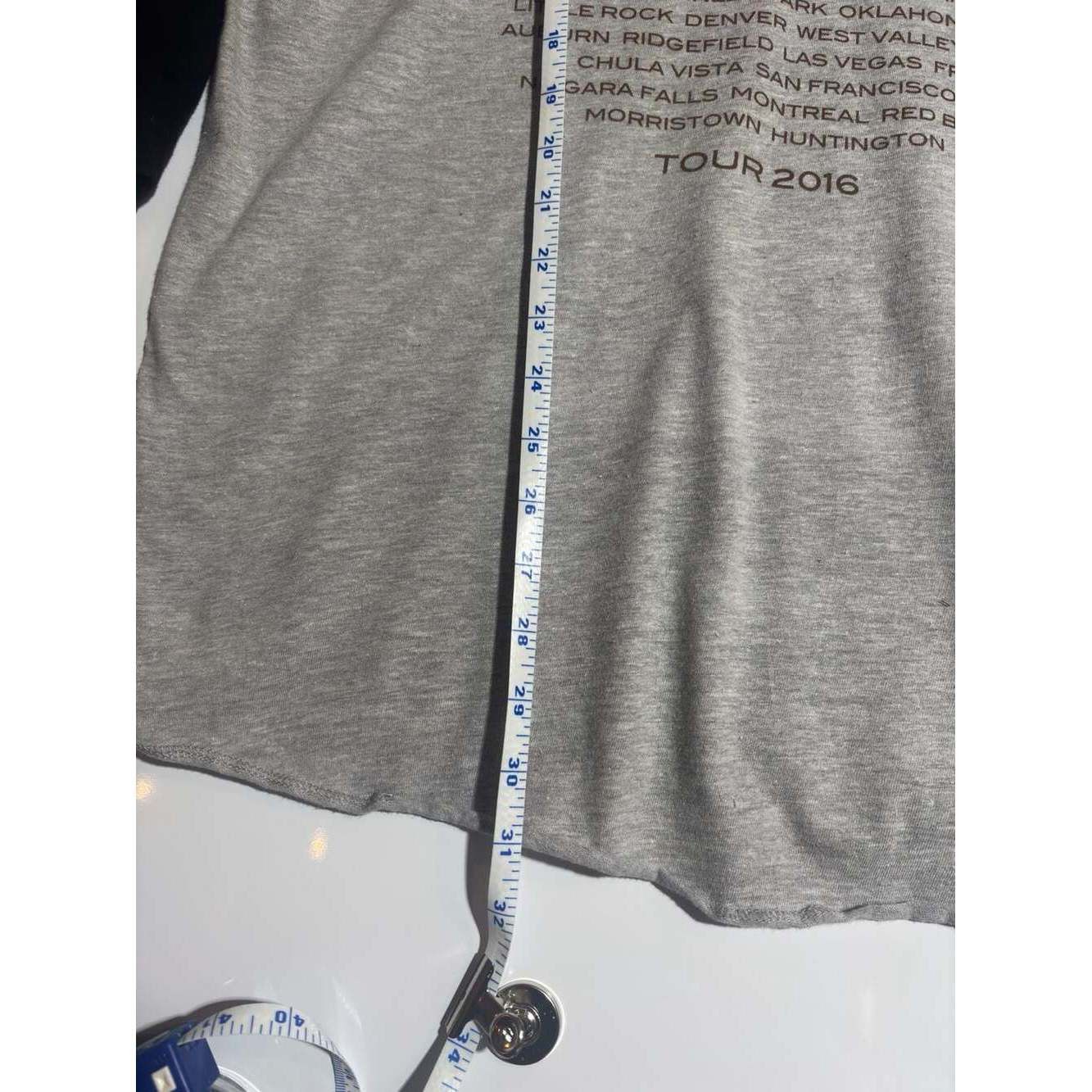 Tultex 2016 The Doobie Brothers Tour Men's Raglan Baseball T-Shirt Size US L / EU 52-54 / 3 - 8 Thumbnail