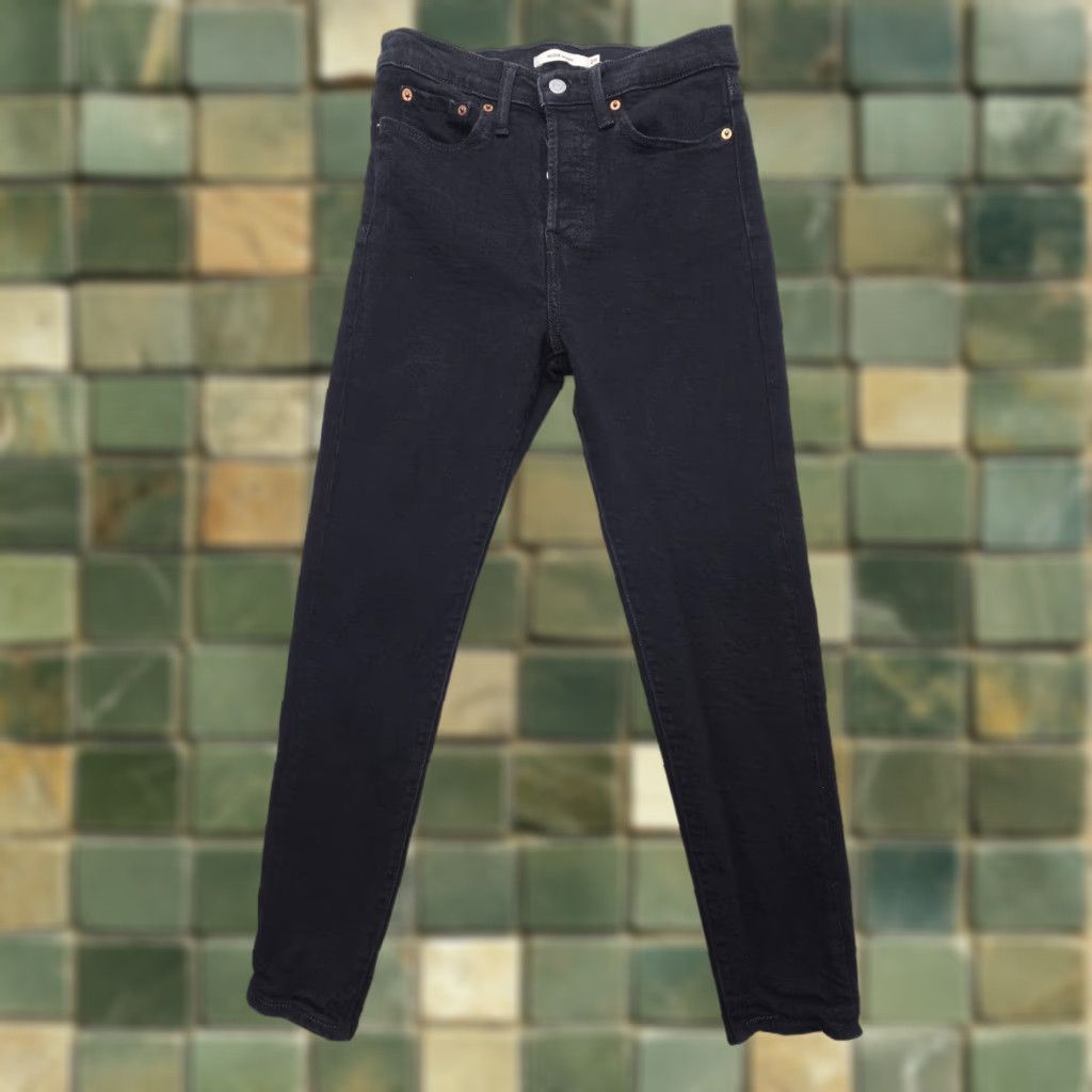 Levi's Levi's Wedgie Skinny Jeans Womens Size 27 Black High Rise Button Fly Stretch Size 27" / US 4 / IT 40 - 1 Thumbnail