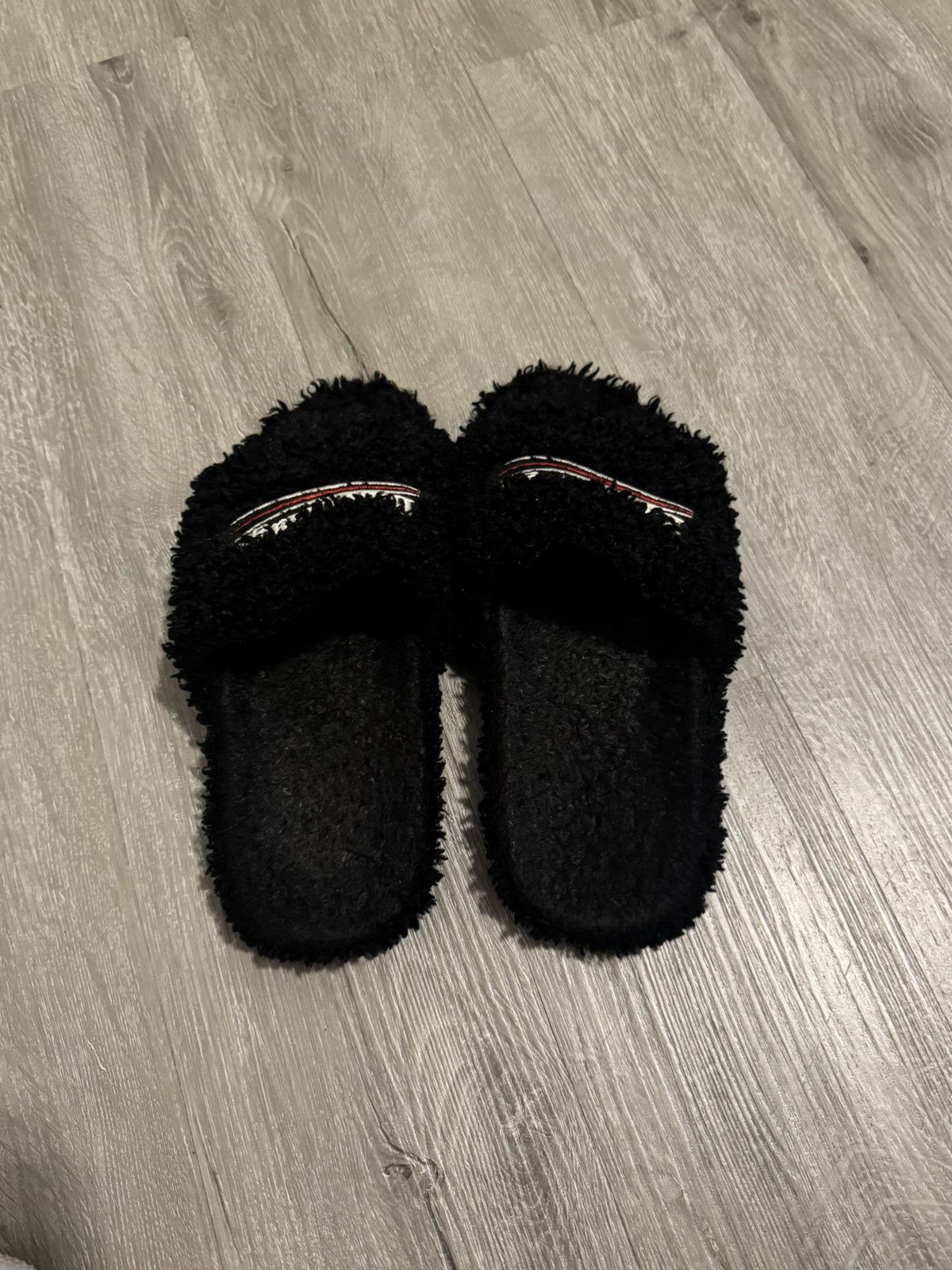 Balenciaga Balenciaga black fur slides Size US 8 / EU 41 - 3 Thumbnail
