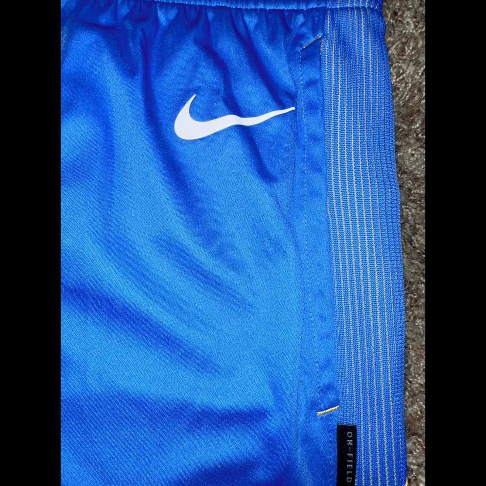 Nike Men's Nike Los Angeles charger Sideline Primary Lockup Performance Shorts Size US 36 / EU 52 - 4 Thumbnail