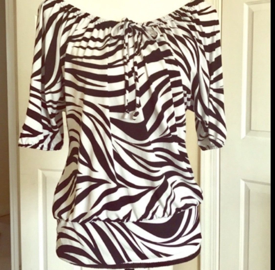 Other NOTATIONS ZEBRA ANIMAL PRINT TIE FRONT 3/4 SLEEVE BLOUSE TOP Size S / US 4 / IT 40 - 1 Thumbnail