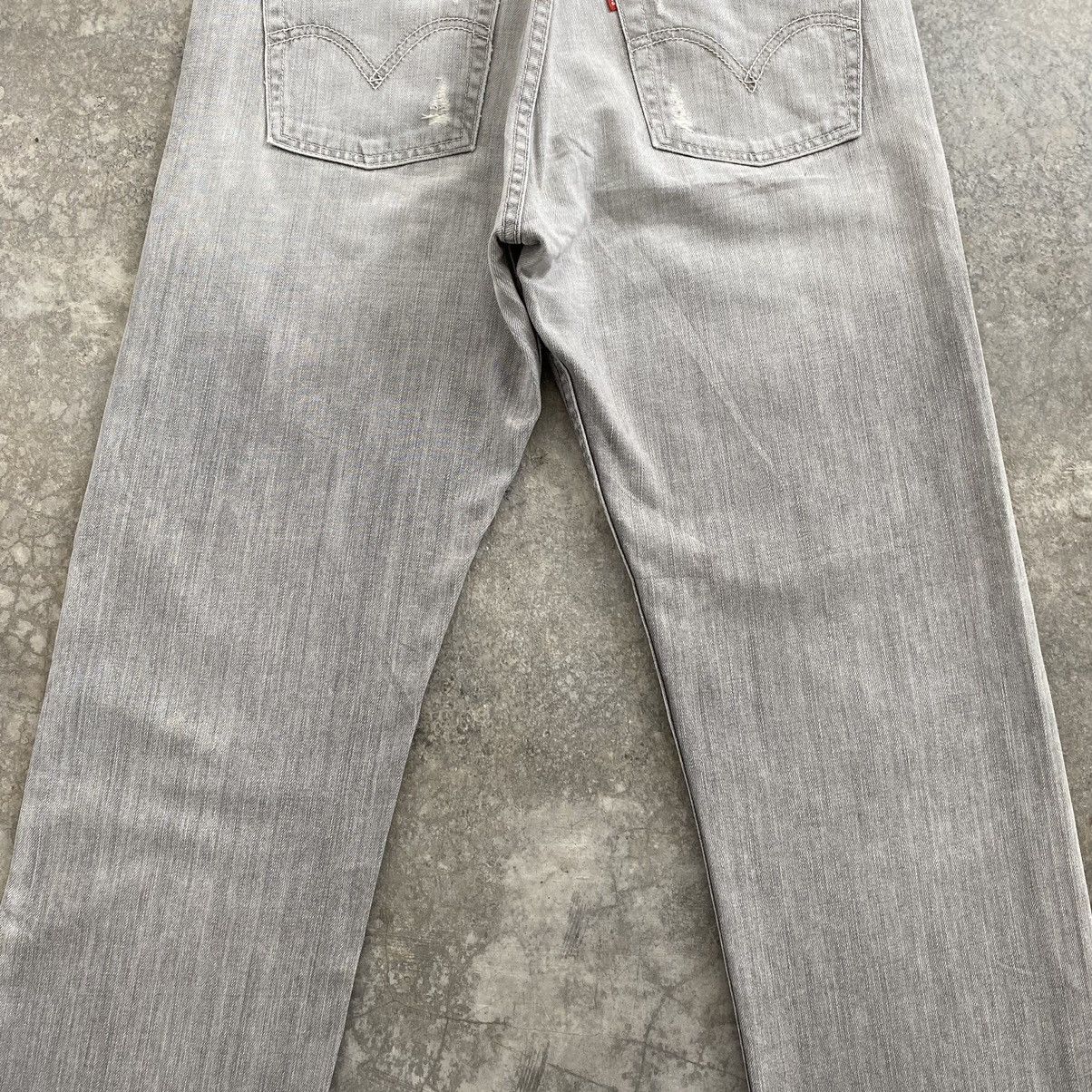 Levi's Vintage 2004 Levis 505 Light Grey Denim Jeans Size US 35 - 15 Thumbnail