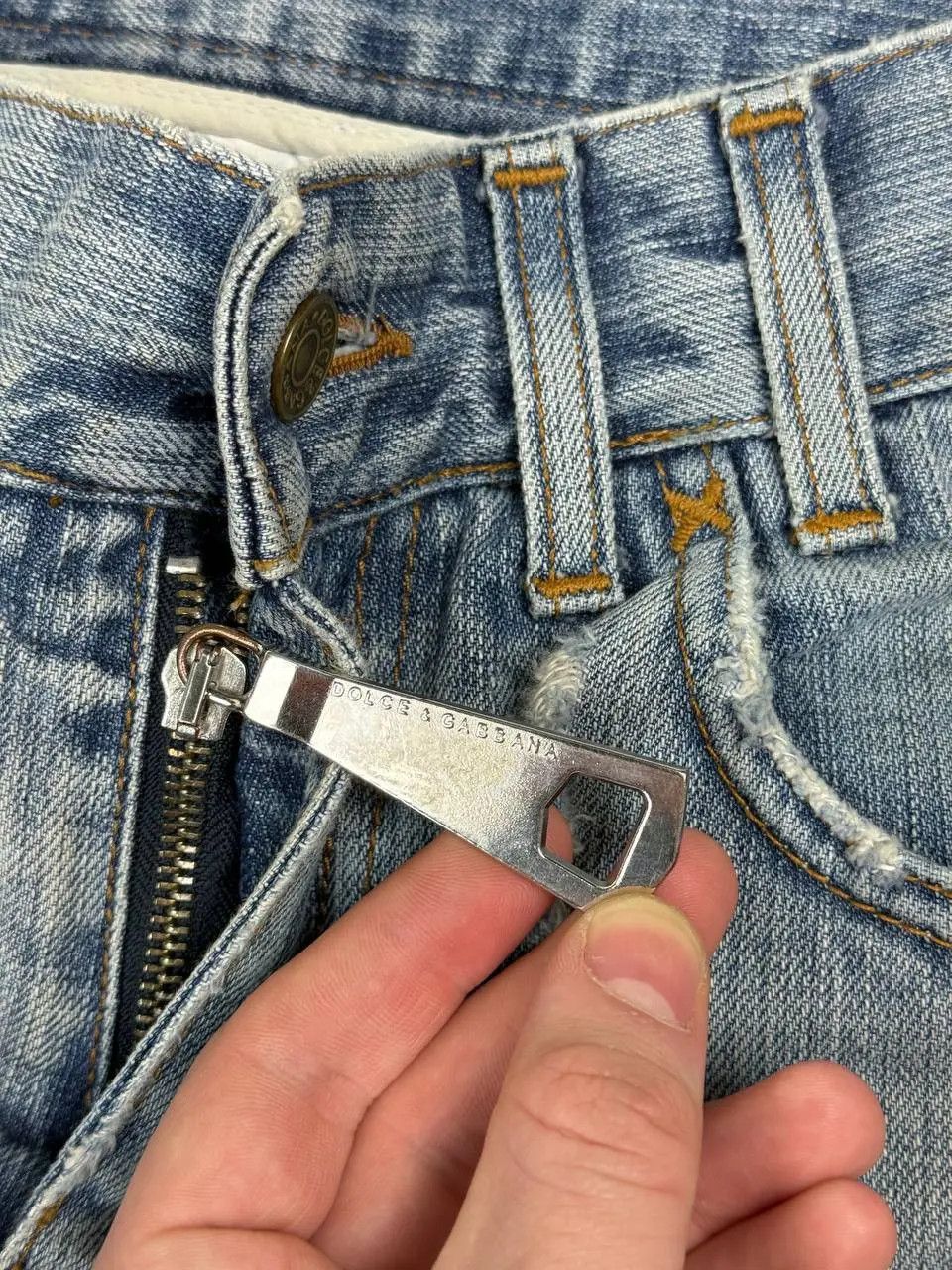 Dolce & Gabbana Vintage Dolce Gabbana Faded Distressed Denim Jeans Big Logo Size US 34 / EU 50 - 11 Thumbnail