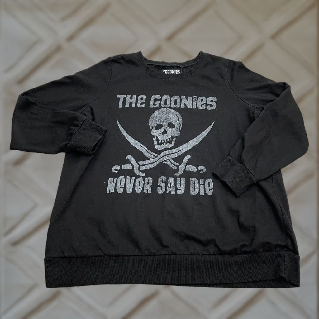 Vintage The Goonies Vintage Graphic Long Sleeve T-Shirt Womens 1 Black Crew Neck Casual Size XS / US 0-2 / IT 36-38 - 1 Thumbnail