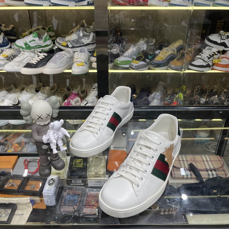 Gucci Gucci x Doraemon Ace White Sneakers 0079 Size US 10.5 / EU 43-44 - 1 Thumbnail