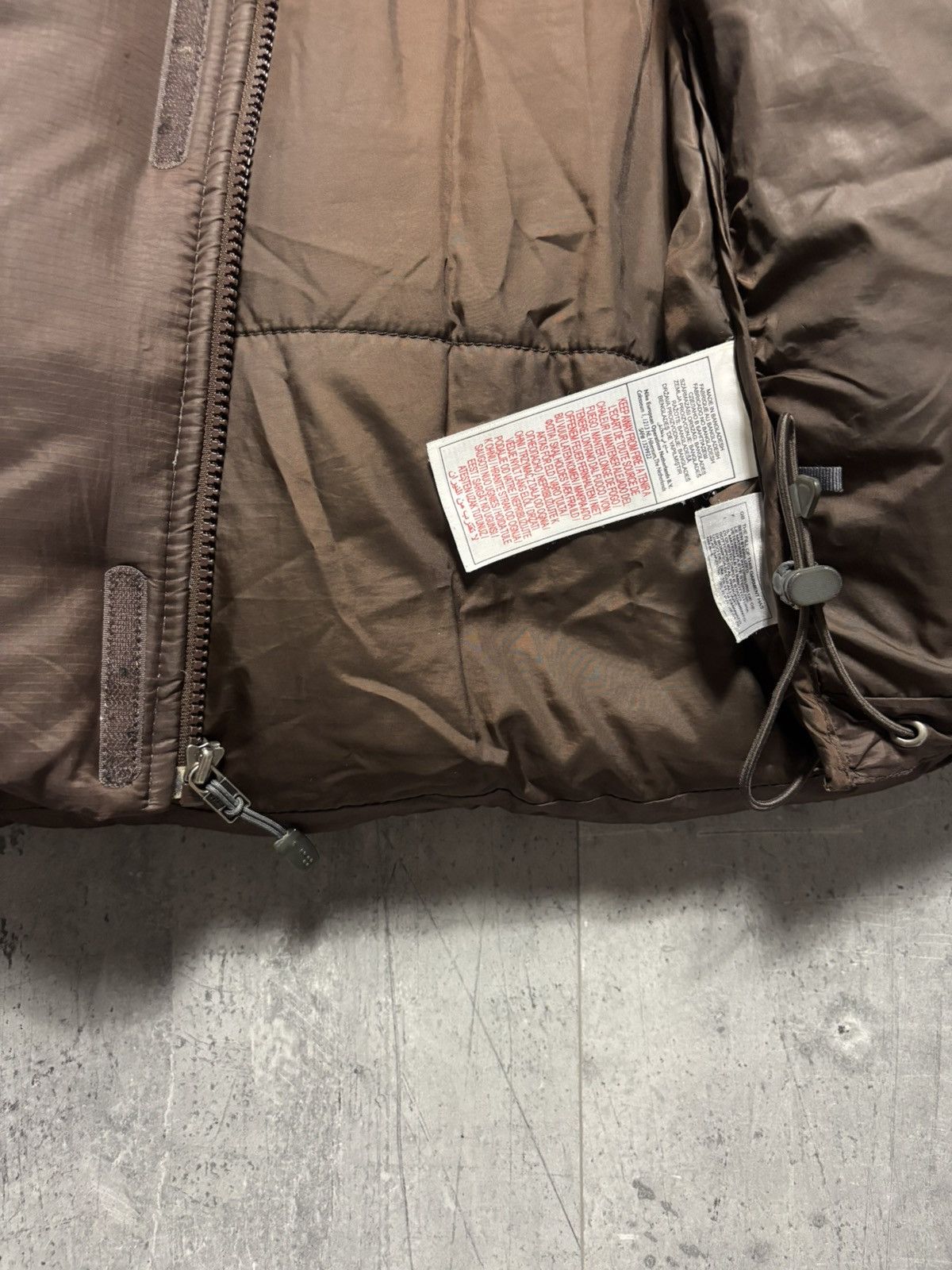 Nike ACG Vintage 2000’s Nike ACG No Sew Brown Puffer Jacket Size US L / EU 52-54 / 3 - 12 Thumbnail