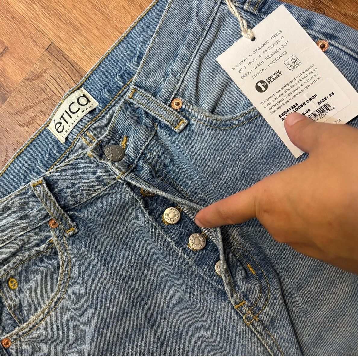 ETICA NWT Etica Altin Loose Crop Jeans Ithaca Wash Size 25 Size 25" / US 0 / IT 36 - 5 Thumbnail