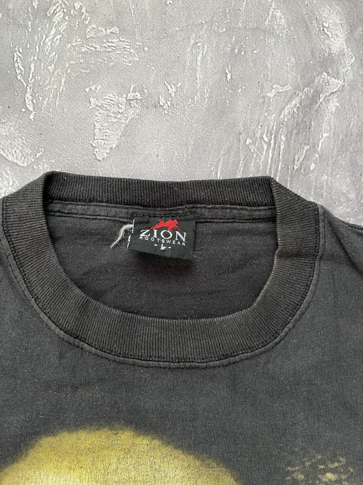 Band Tees VINTAGE 00S BOB MARLEYl FADED BLACK ZION T-SHIRT TEE 2005 Size US L / EU 52-54 / 3 - 6 Thumbnail