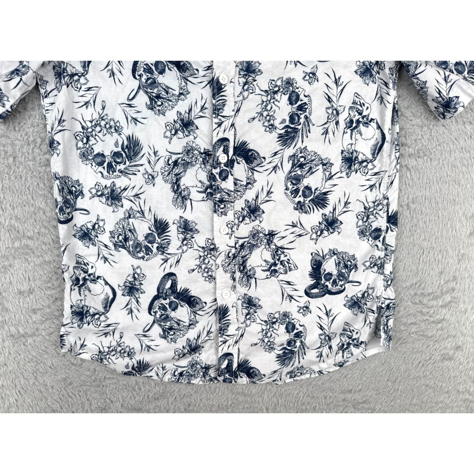 H&M H&M Divided Shirt Adult Small White Blue Floral Button-Up 100% Cotton Hawaiian Mens Size US S / EU 44-46 / 1 - 5 Thumbnail