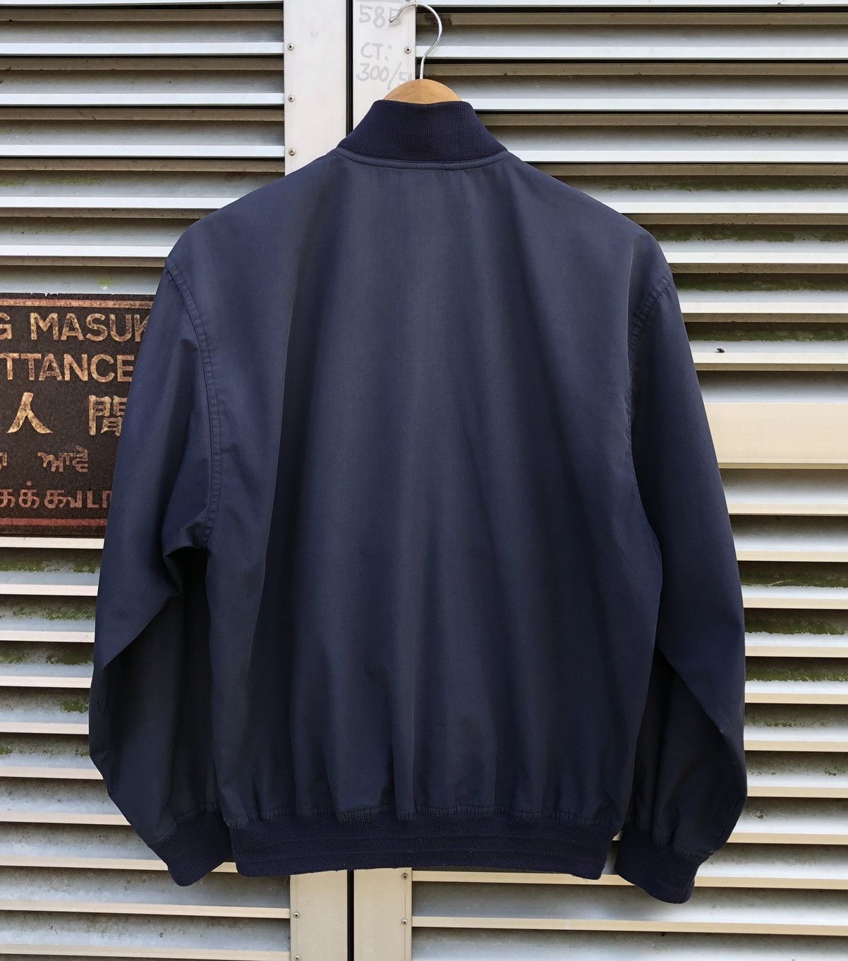 Vintage Vintage Sun Faded Uniqlo Original Bomber Jacket Size US M / EU 48-50 / 2 - 2 Thumbnail