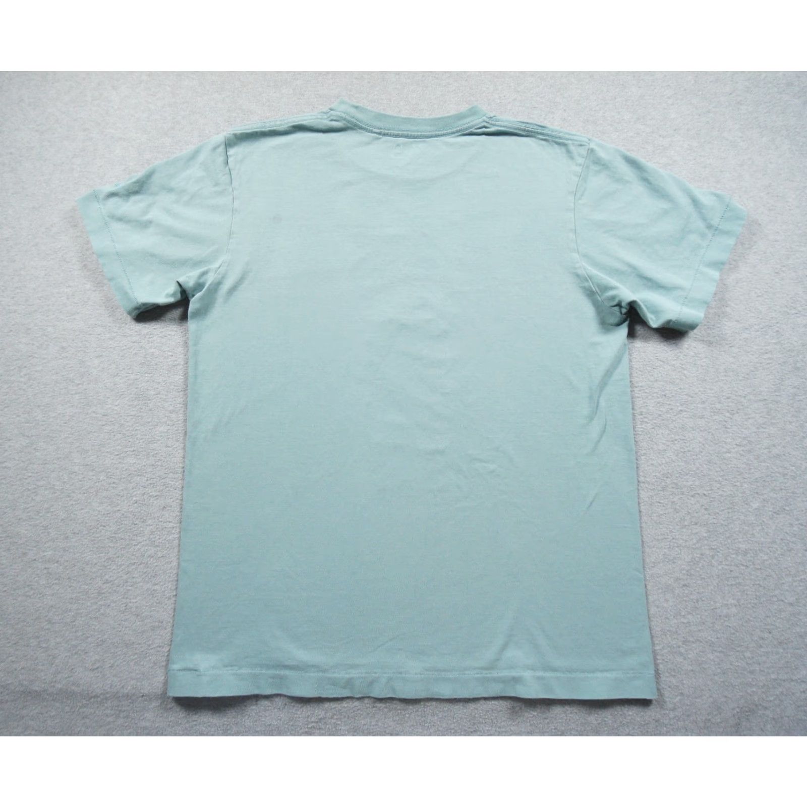 Uniqlo Uniqlo Shirt Mens Small Blue KAWS Streetwear Graphic Art Tee Short Sleeve Adult Size US S / EU 44-46 / 1 - 4 Thumbnail