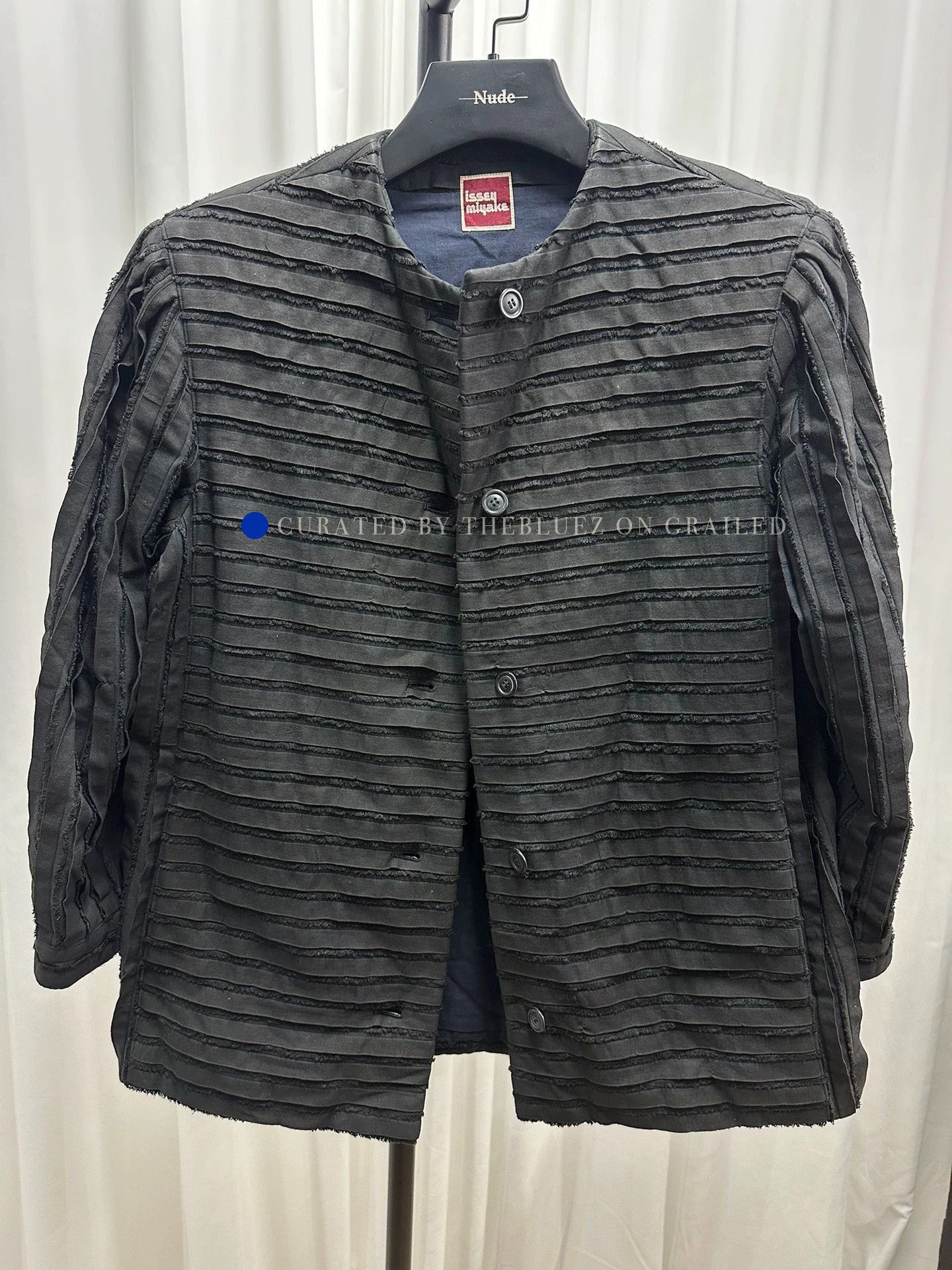 Issey Miyake Vintage Pleated Black Light Jacket Size US S / EU 44-46 / 1 - 1 Thumbnail