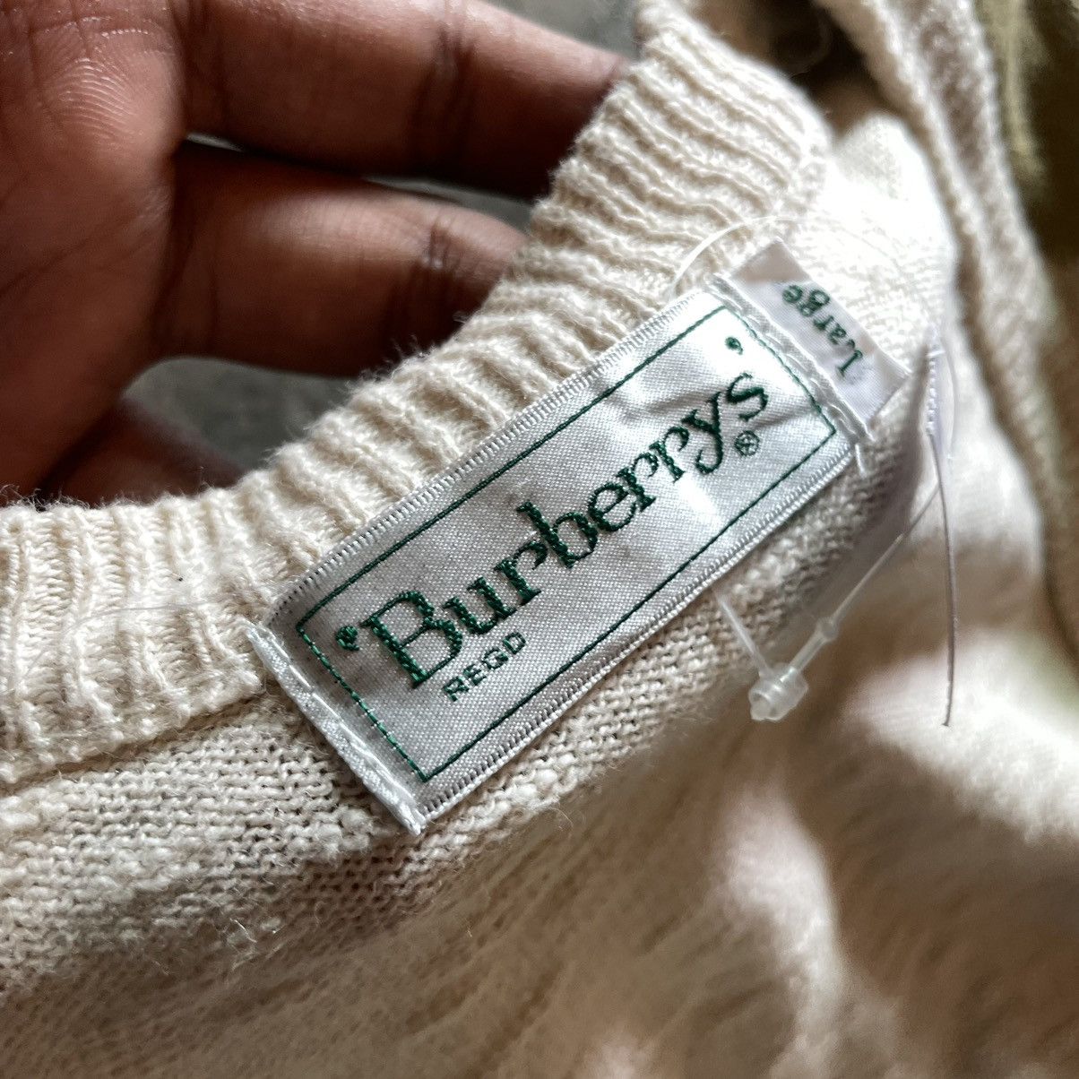 Burberry × Designer Beautiful Burberry Knitted Vest Size US M / EU 48-50 / 2 - 2 Thumbnail
