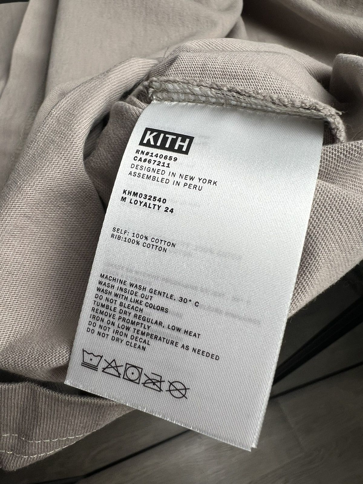 Kith Kith Loyalty Molecule Classic Box LogoTee Tshirt Small Size US S / EU 44-46 / 1 - 10 Thumbnail