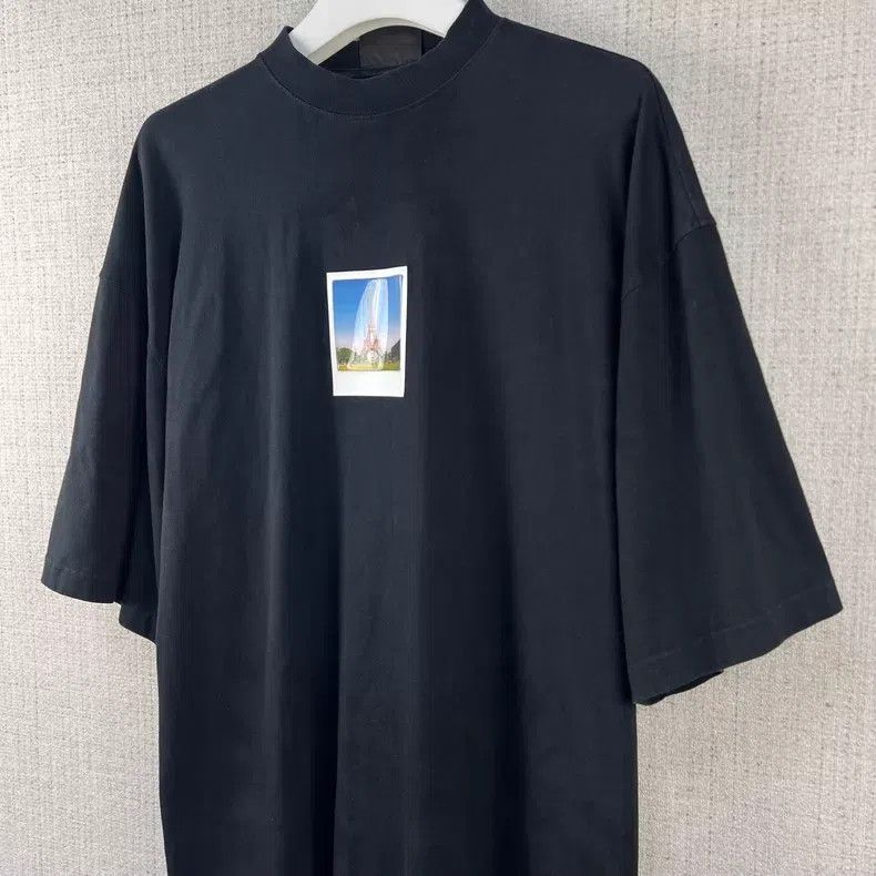Balenciaga Balenciaga Polaroid photo print round neck loose short-sle Size US M / EU 48-50 / 2 - 2 Thumbnail