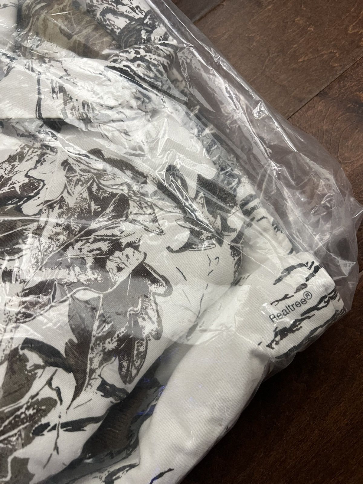 Supreme Supreme SS24 RealTree Camo Reversible Work Jacket Size XL Size US XL / EU 56 / 4 - 4 Thumbnail