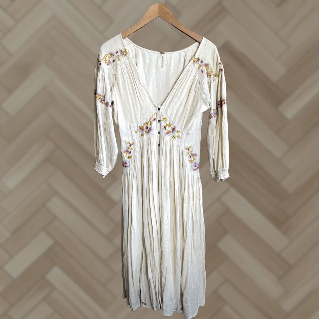 Free People Free People Dress Shirt Bohemian Embroidered Midi Ivory S Boho Chic 3/4 Sleeve V-Neck Button Front Womens Size S / US 4 / IT 40 - 1 Thumbnail