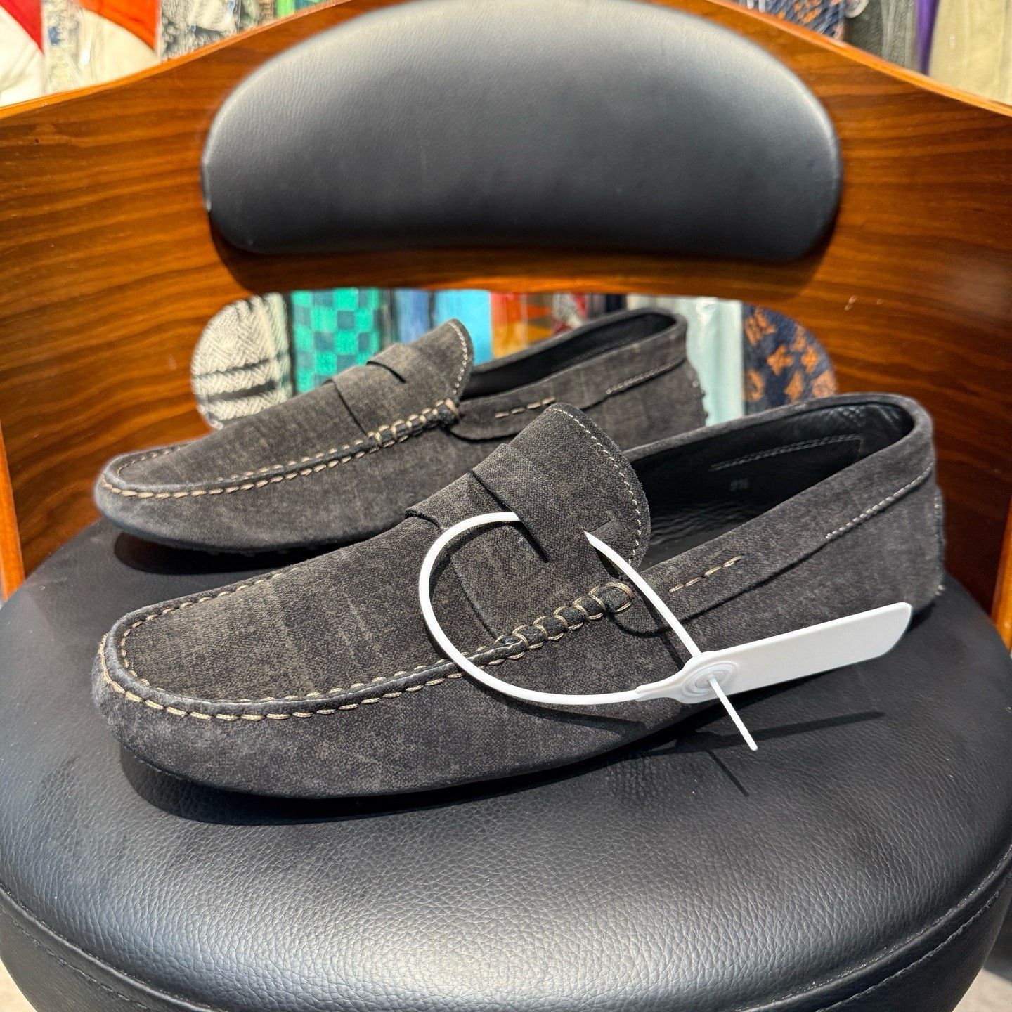 Tod's Tod's Black Lowtop Sneakers S Men Size US 10 / EU 43 - 1 Thumbnail